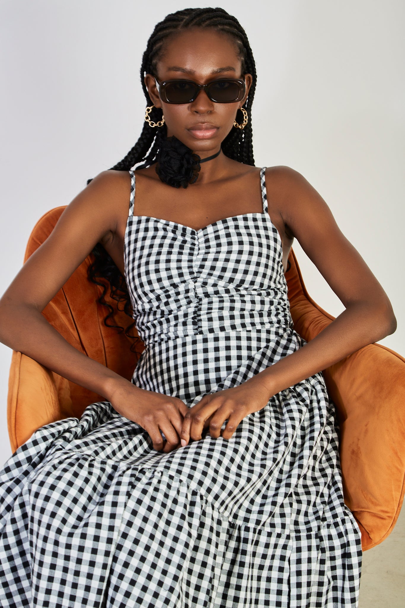 Black gingham ruched bodice tiered dress_5