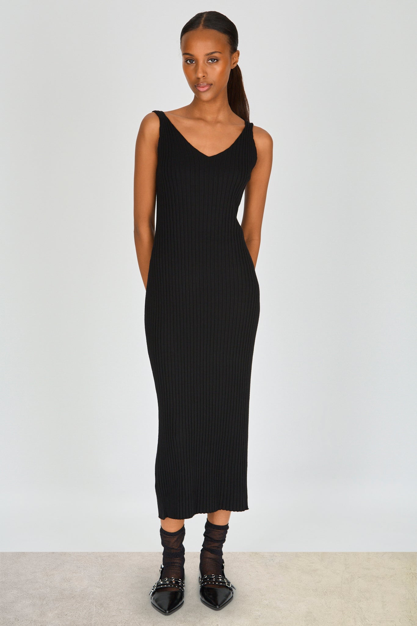 Black horizontal knit layered tank knit dress_2