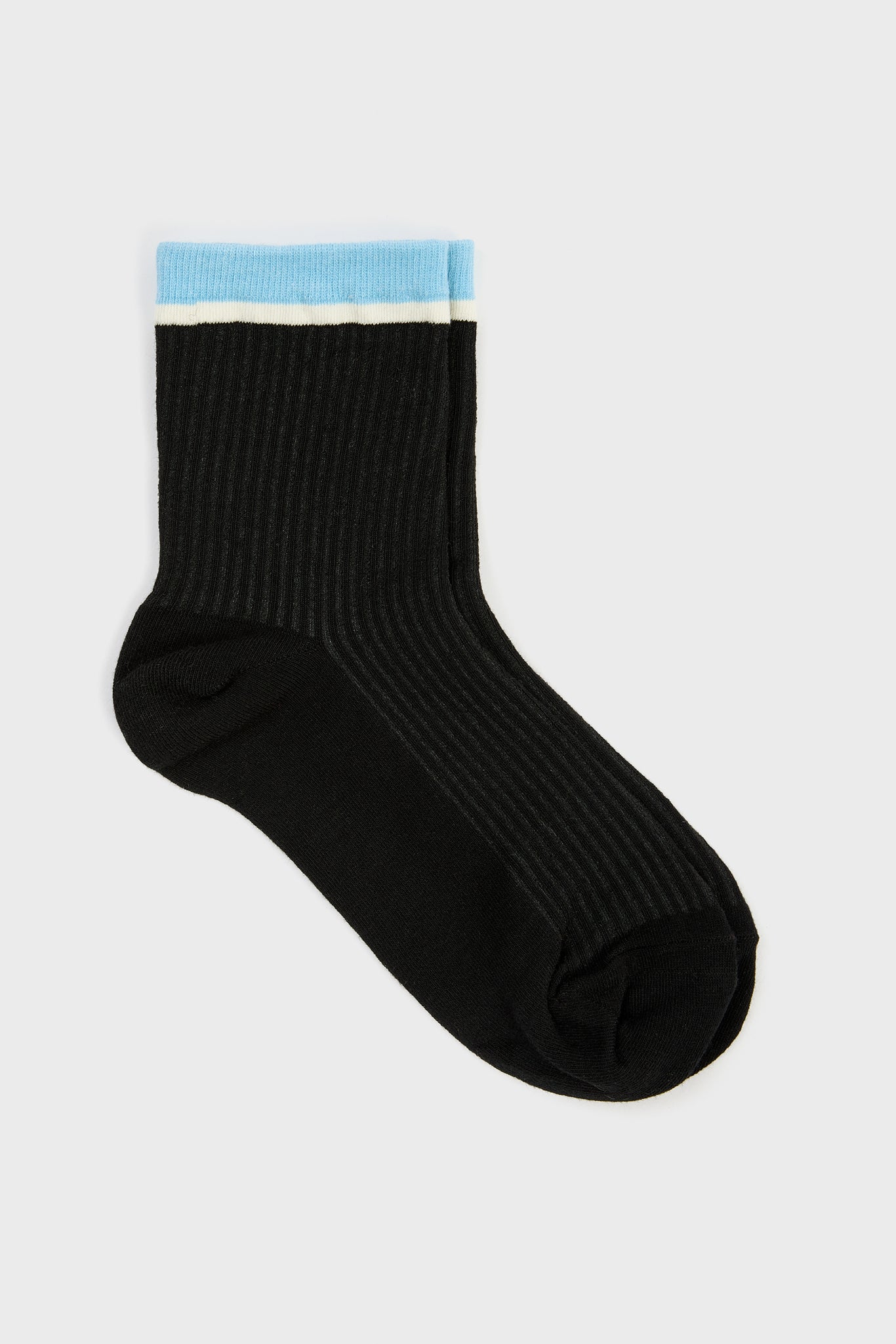 Black ribbed light blue trim socks_3