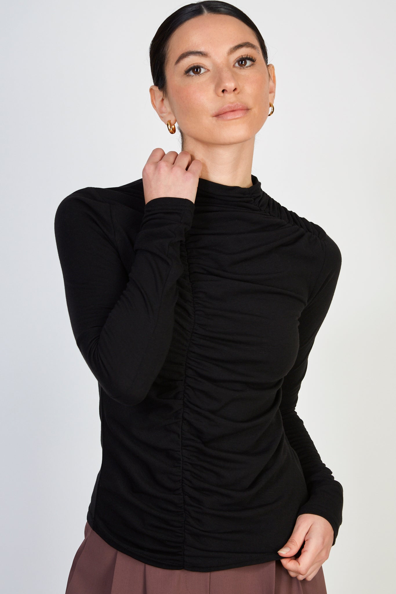 Black ruched front funnel neck top_1