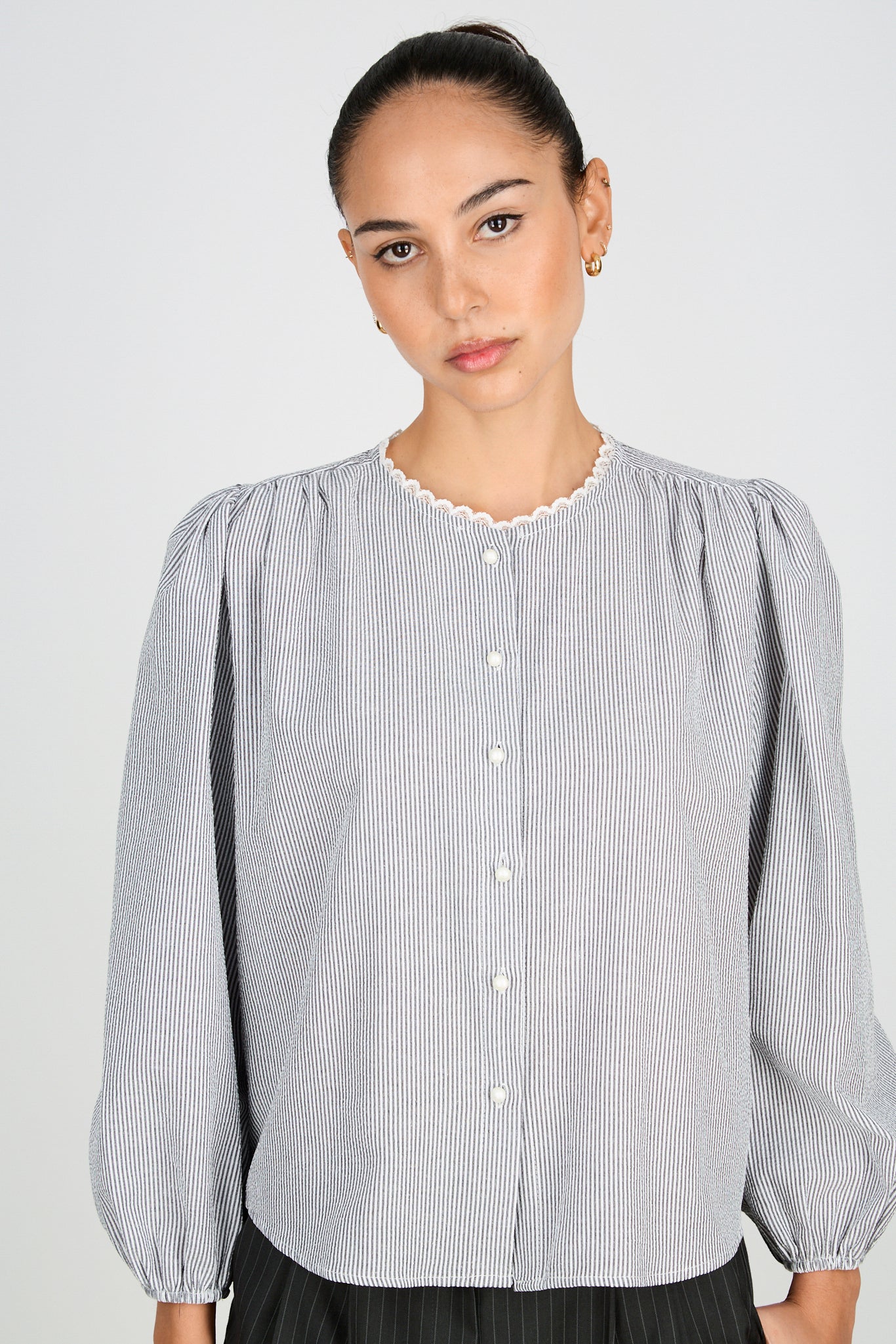 Black seersucker lace trim pearl button blouse_1