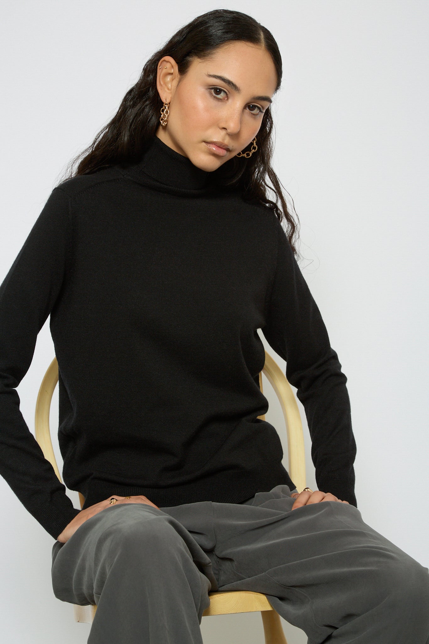 Black semi sheer thin knit turtleneck_5