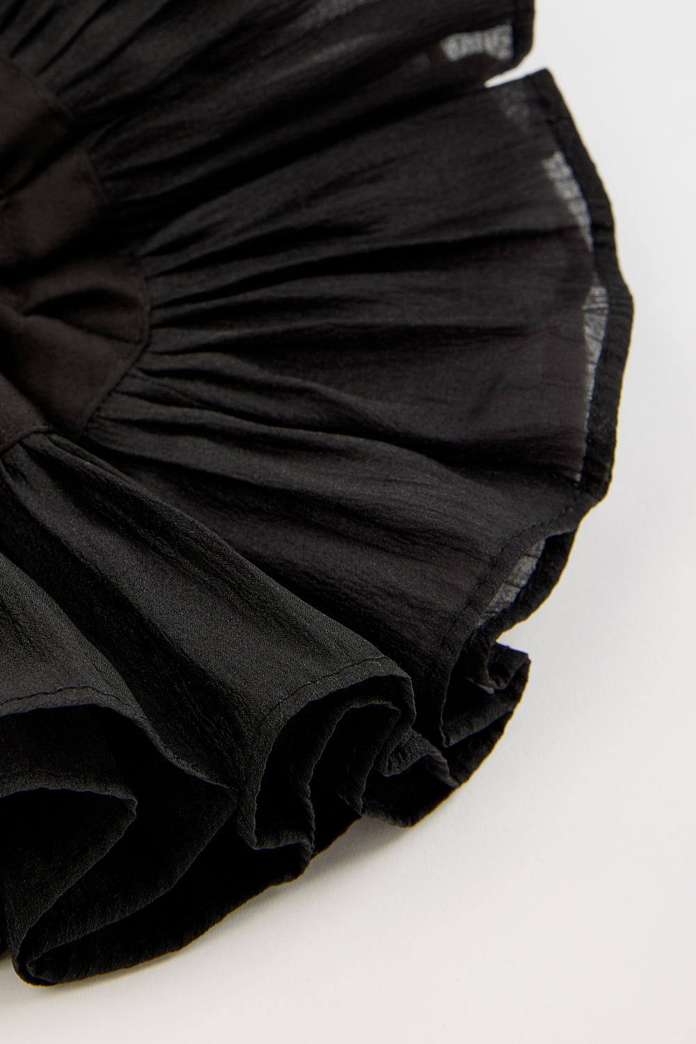 Black sheer scrunchie_2