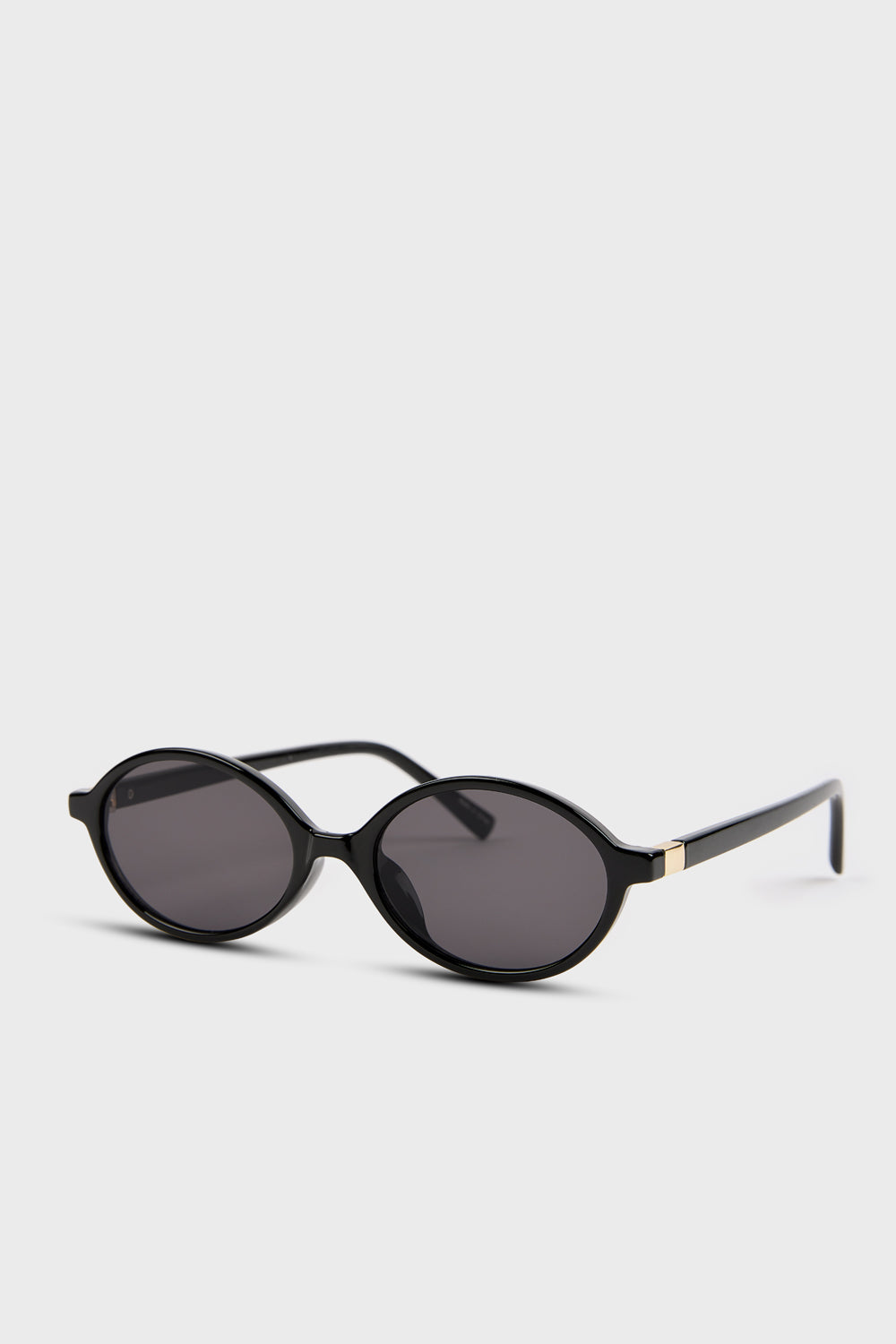 Black slim oval frame sunglasses_2
