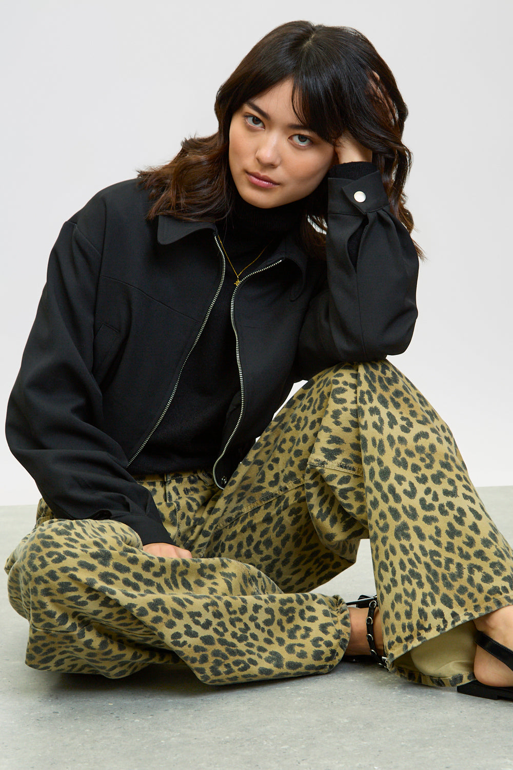 Black smart bomber jacket_6