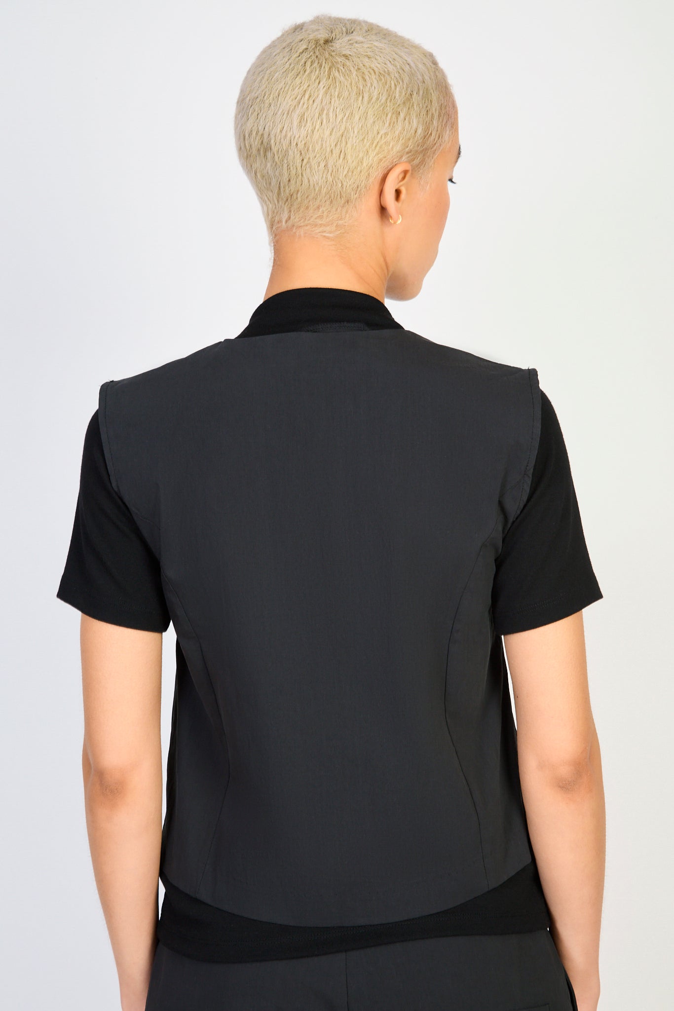 Black tailored vest_3