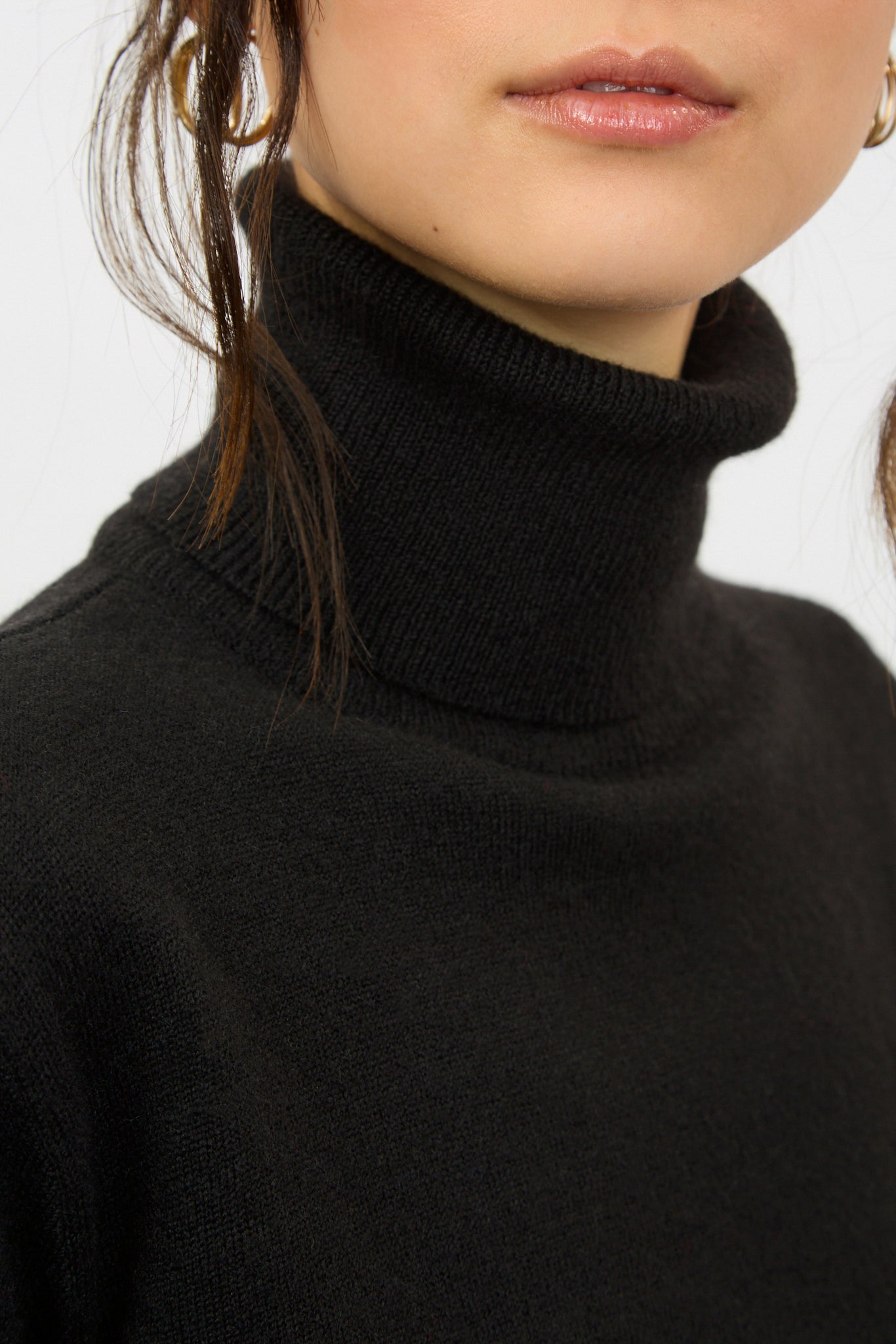 Black thick short knit turtleneck_3