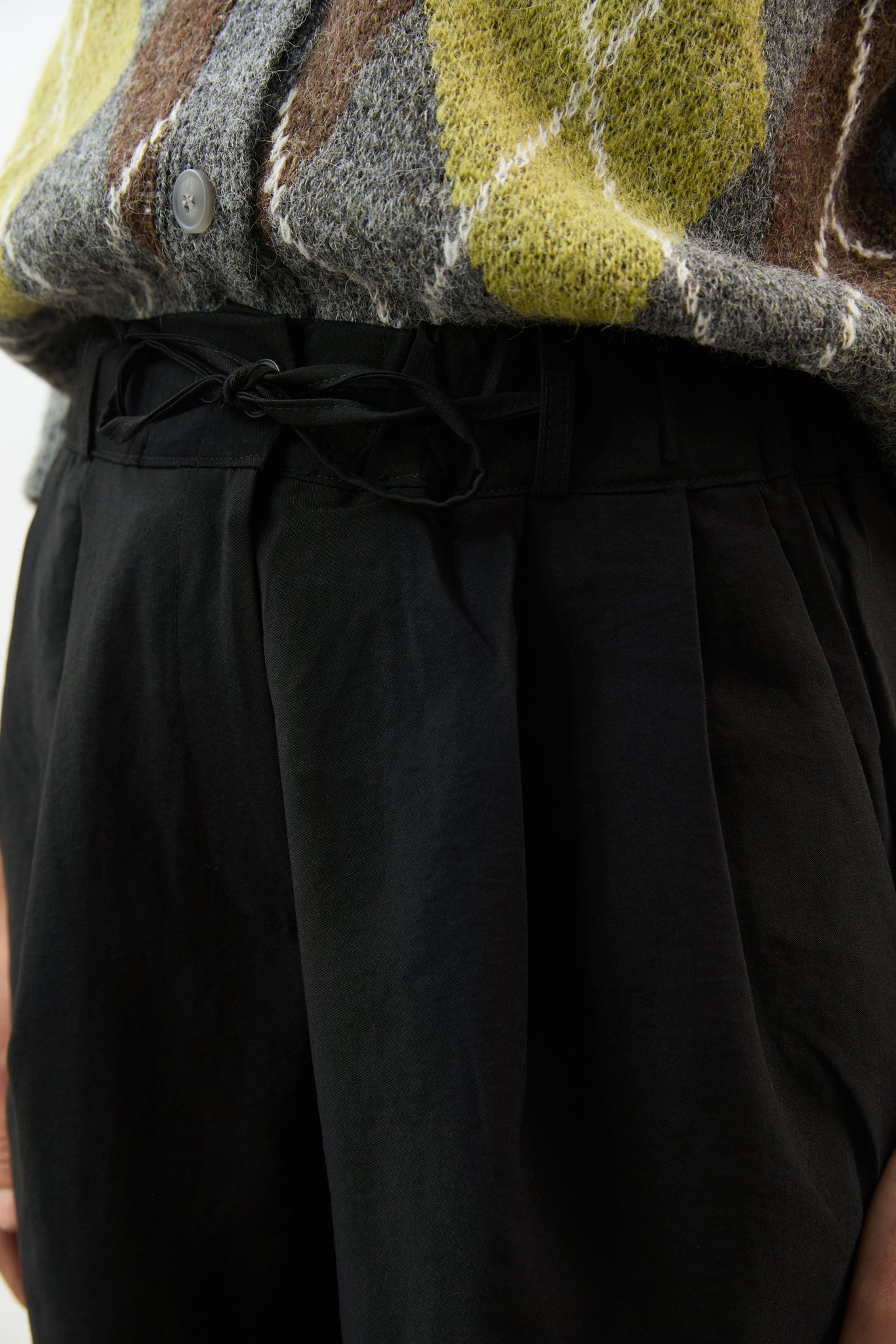 Black tie waist elasticated wide leg trousers_3