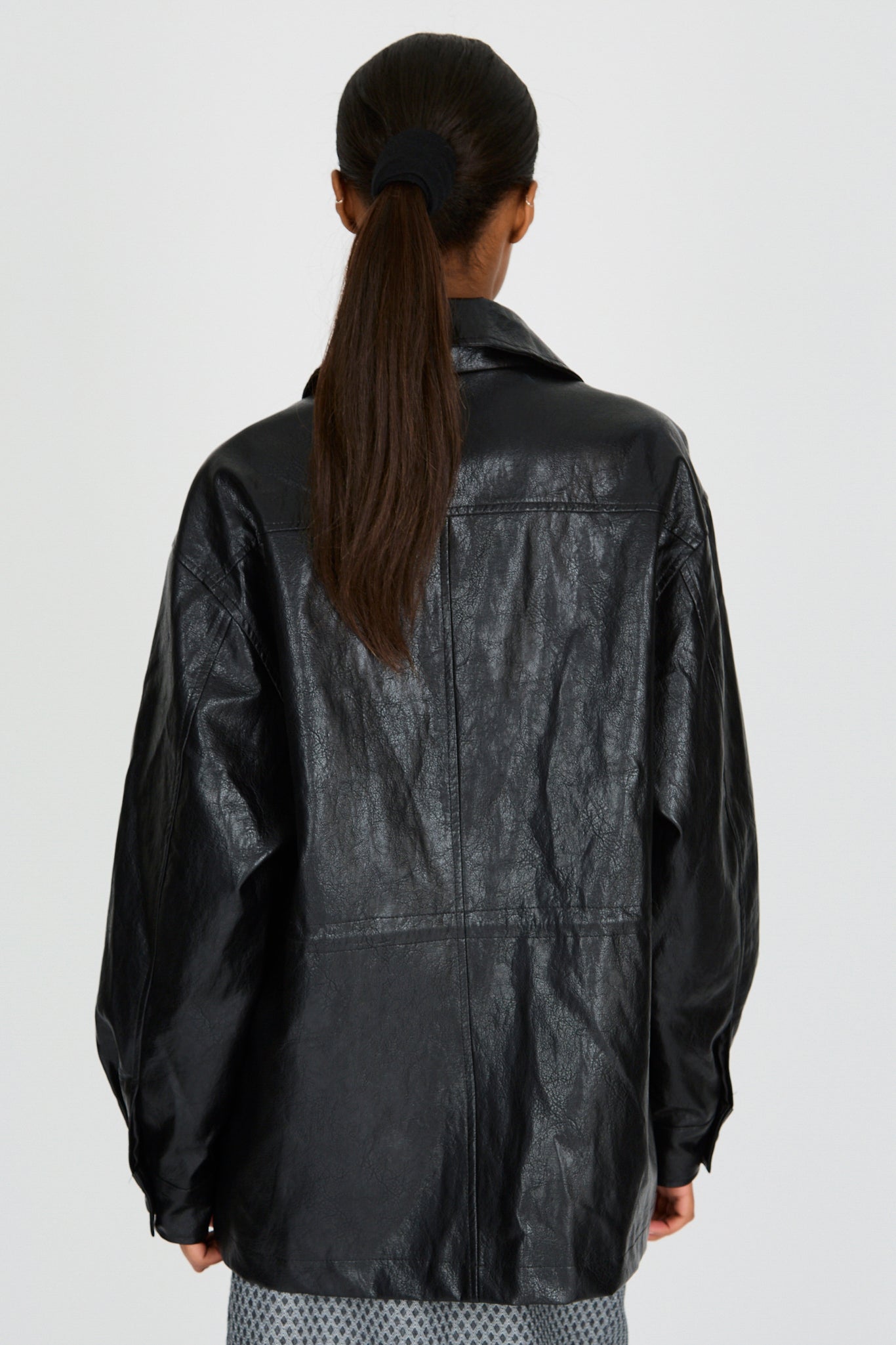 Black vegan leather cinch waist jacket_2