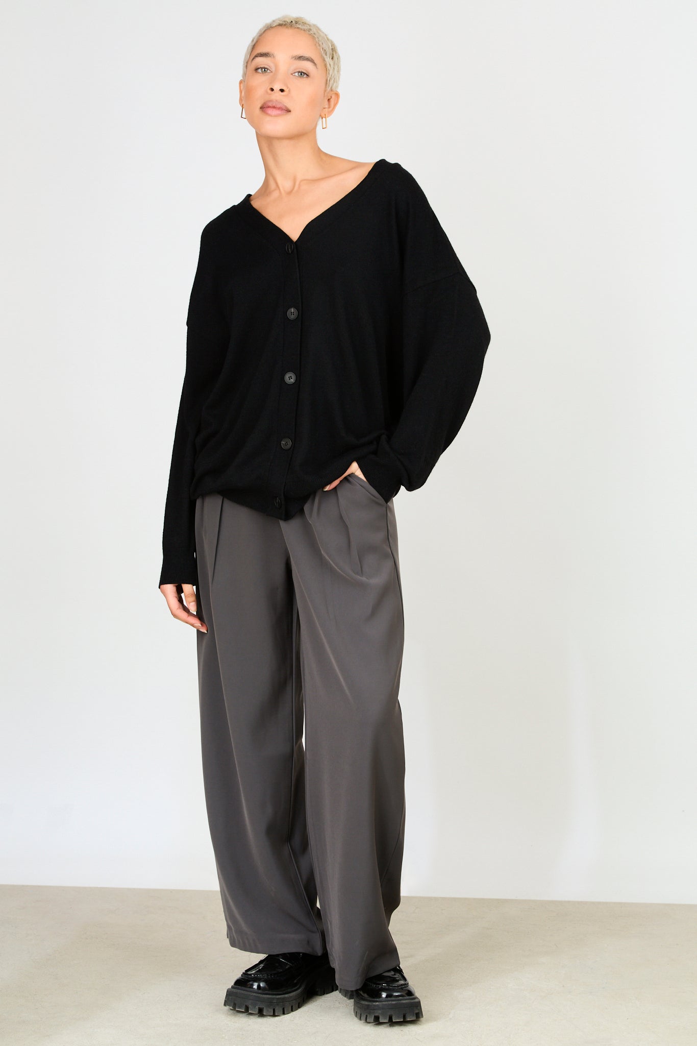 Black wool blend relaxed cardigan_4