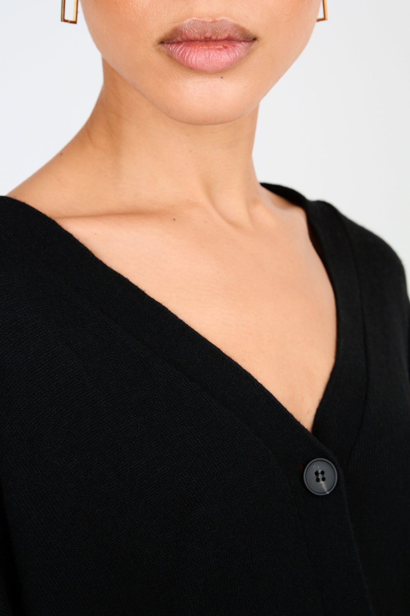 Black wool blend relaxed cardigan_3