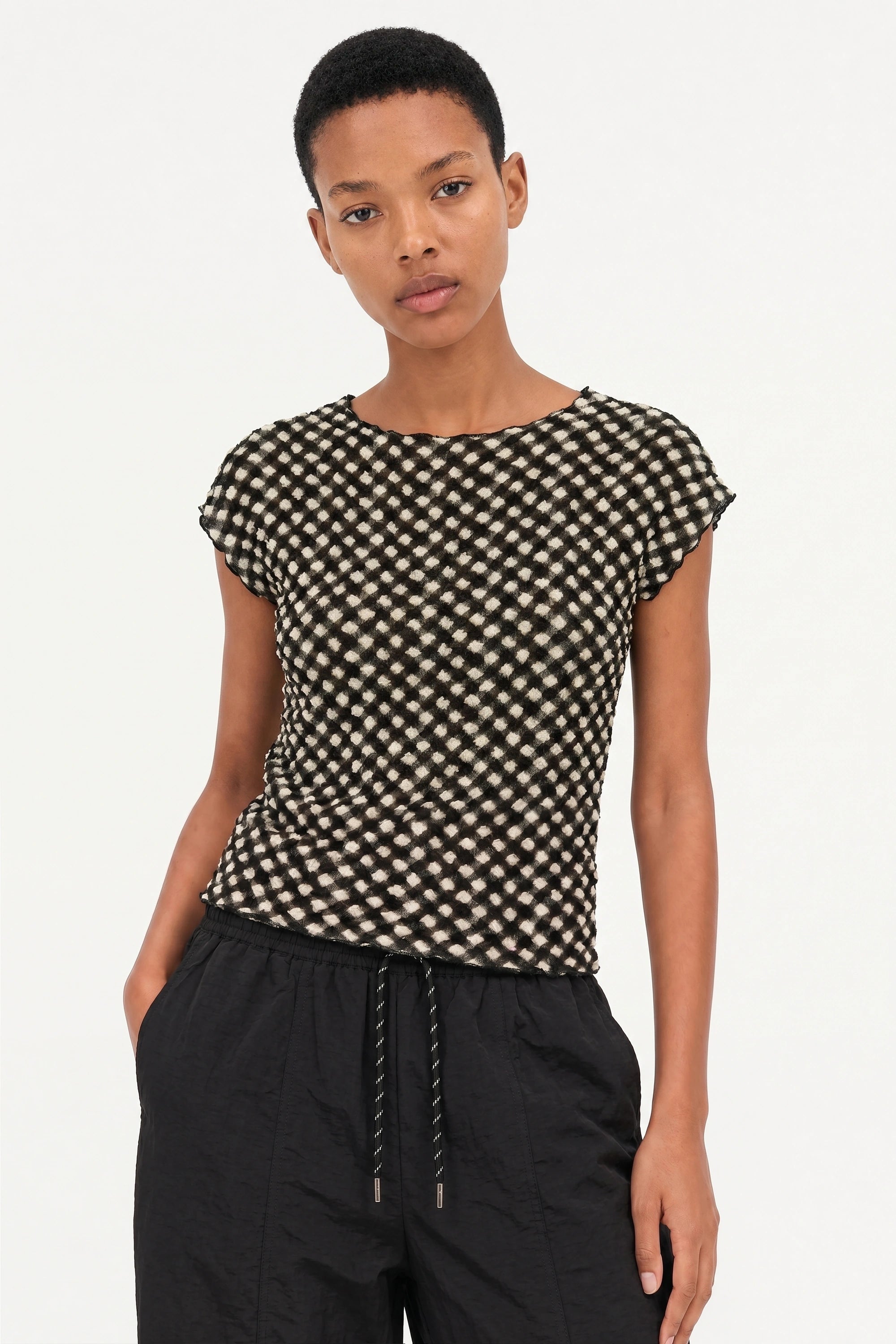 Black and ivory diagonal checked scrunched tee_1