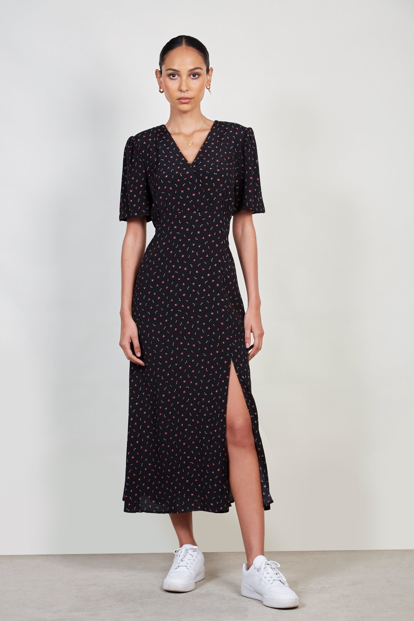 Black and red printed slit dress_1