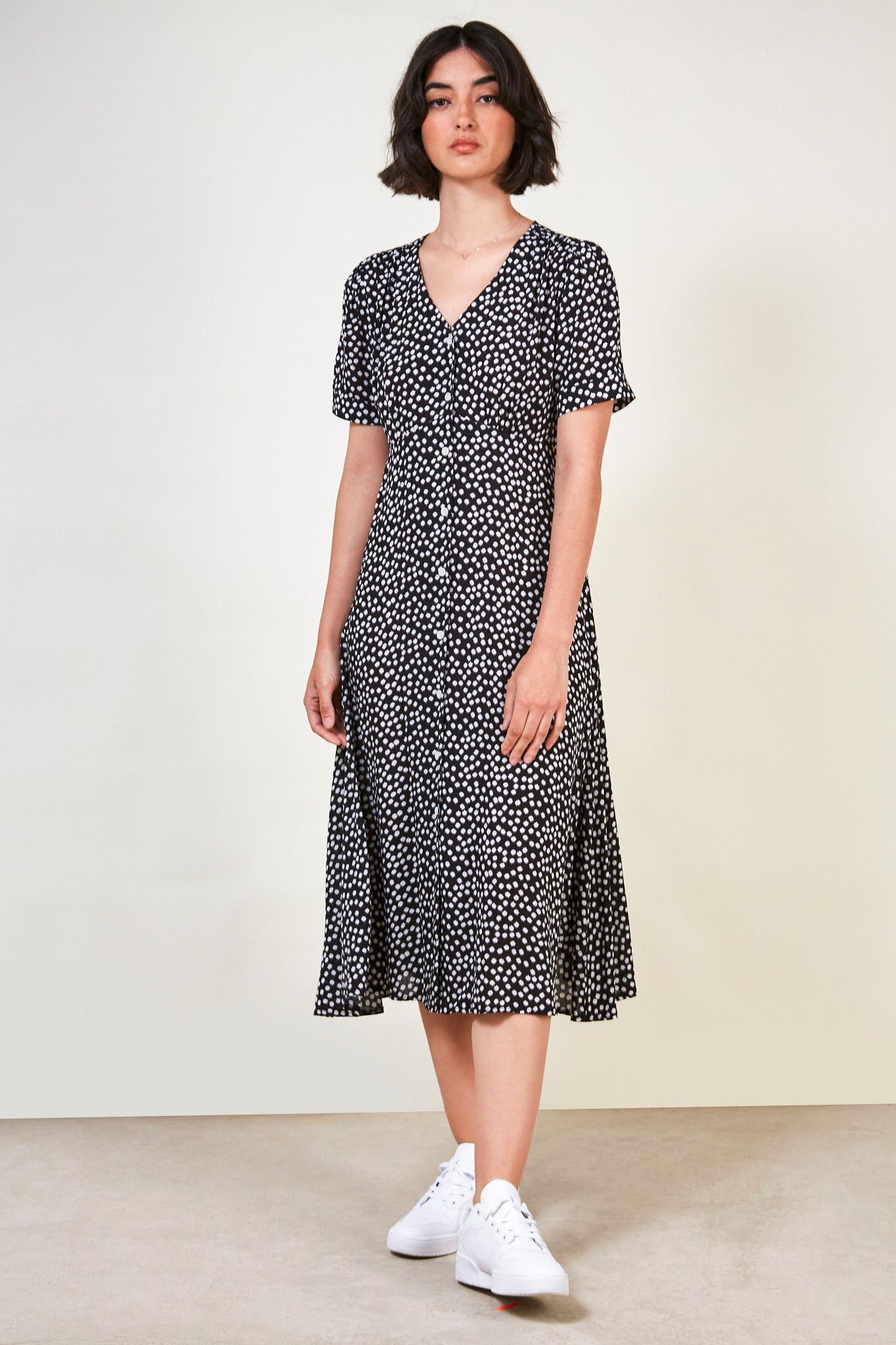 Black and white floral button front dress_1