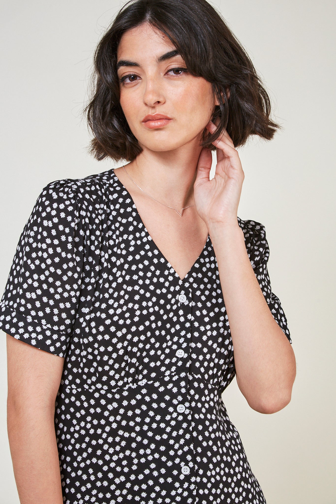 Black and white floral button front dress_4