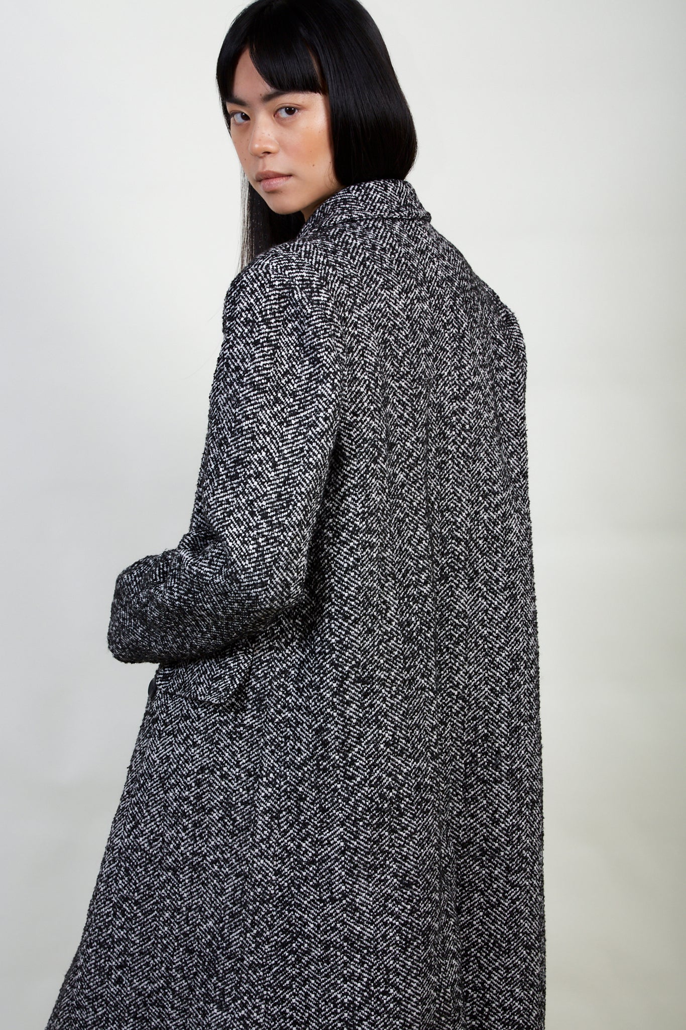 Black and white herringbone wool blend coat_3