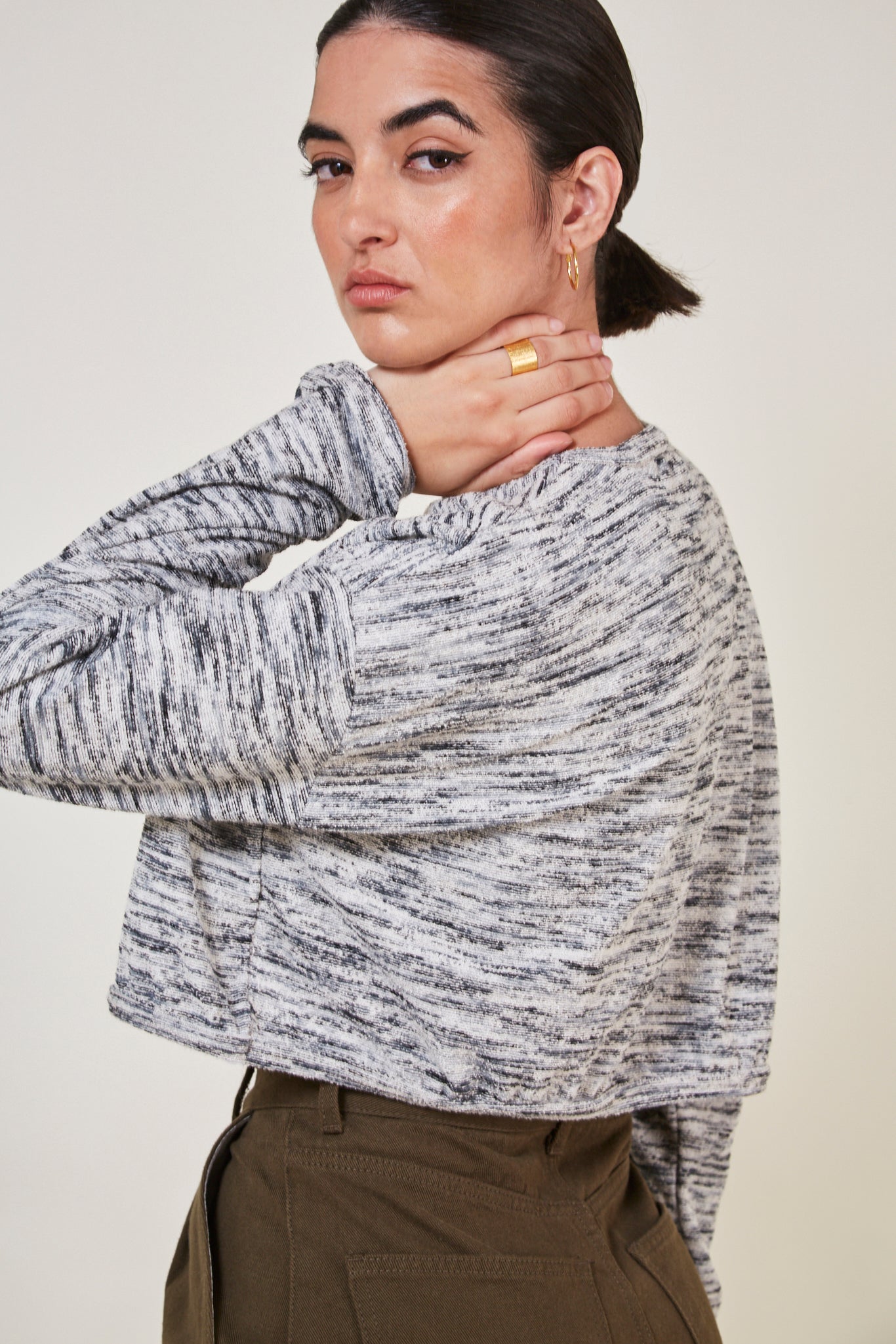 Black and white textured top_3