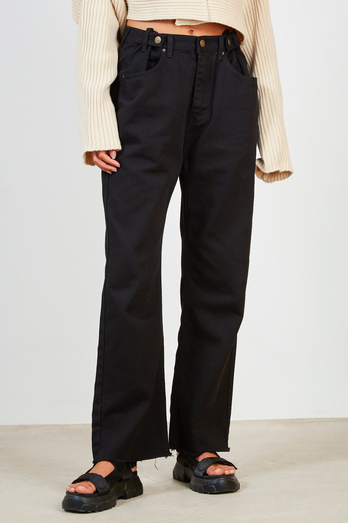 Black button adjustable waist jeans_1