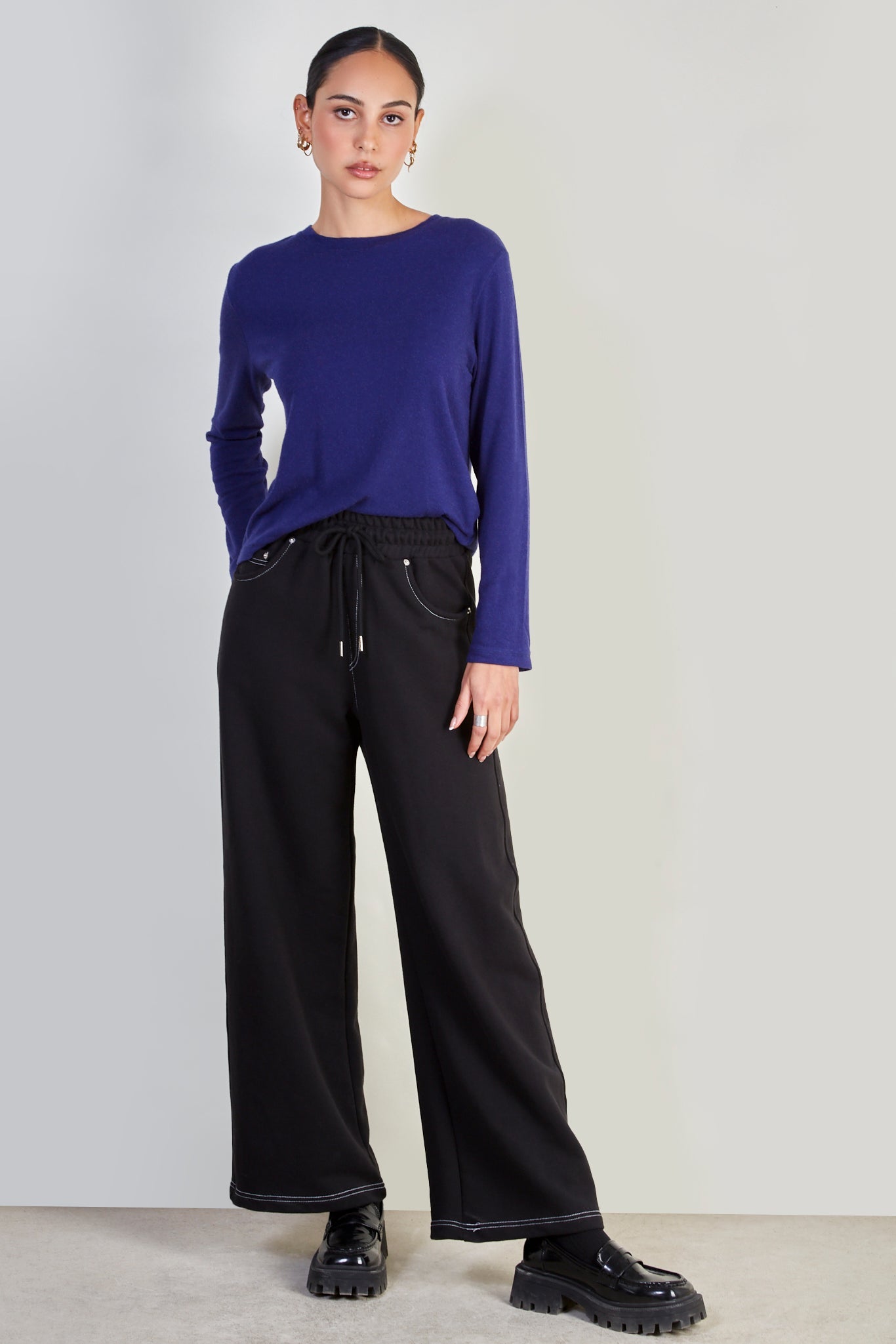 Black contrast stitch wide leg sweat pants_2