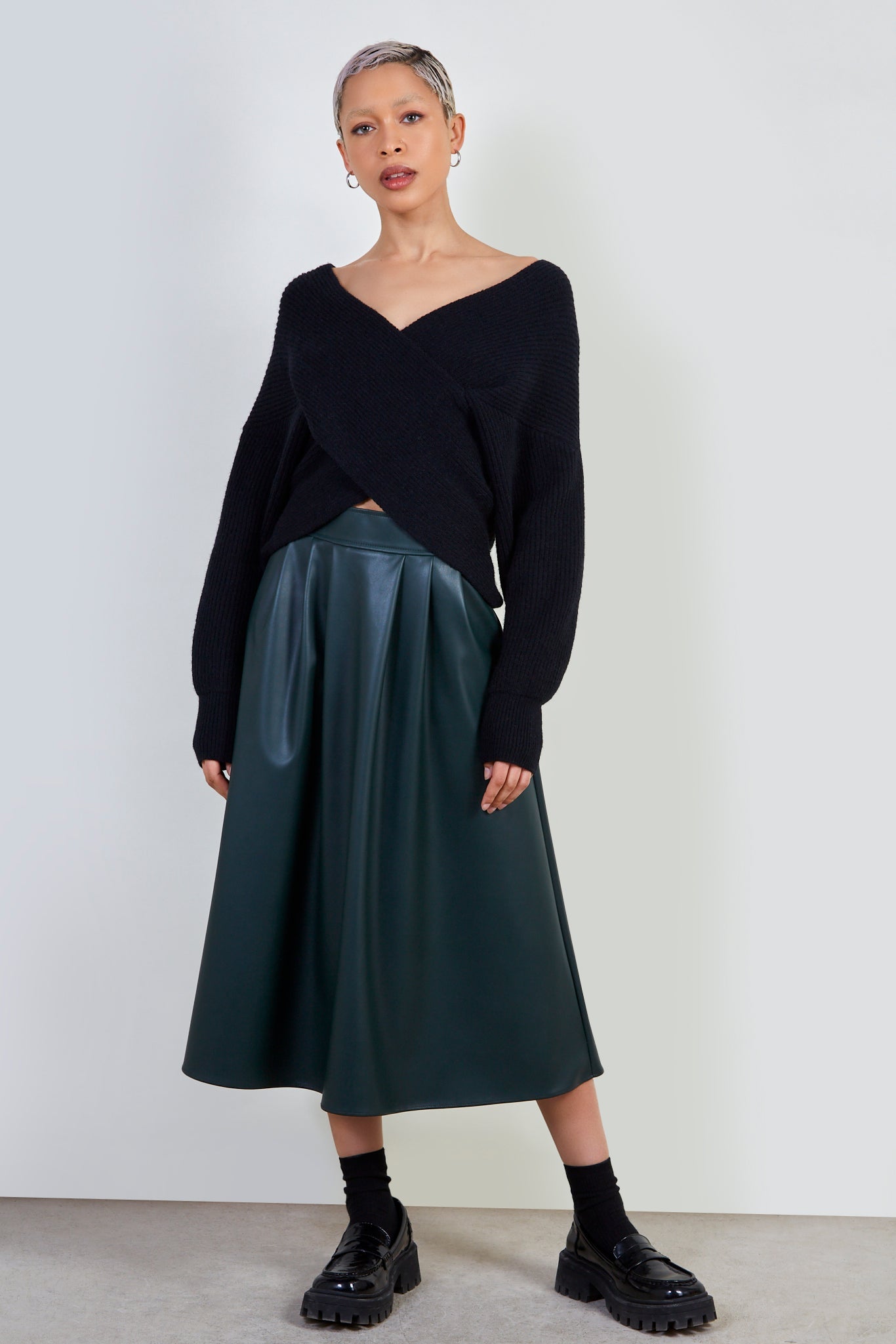 Black cross ribbed knit top_2