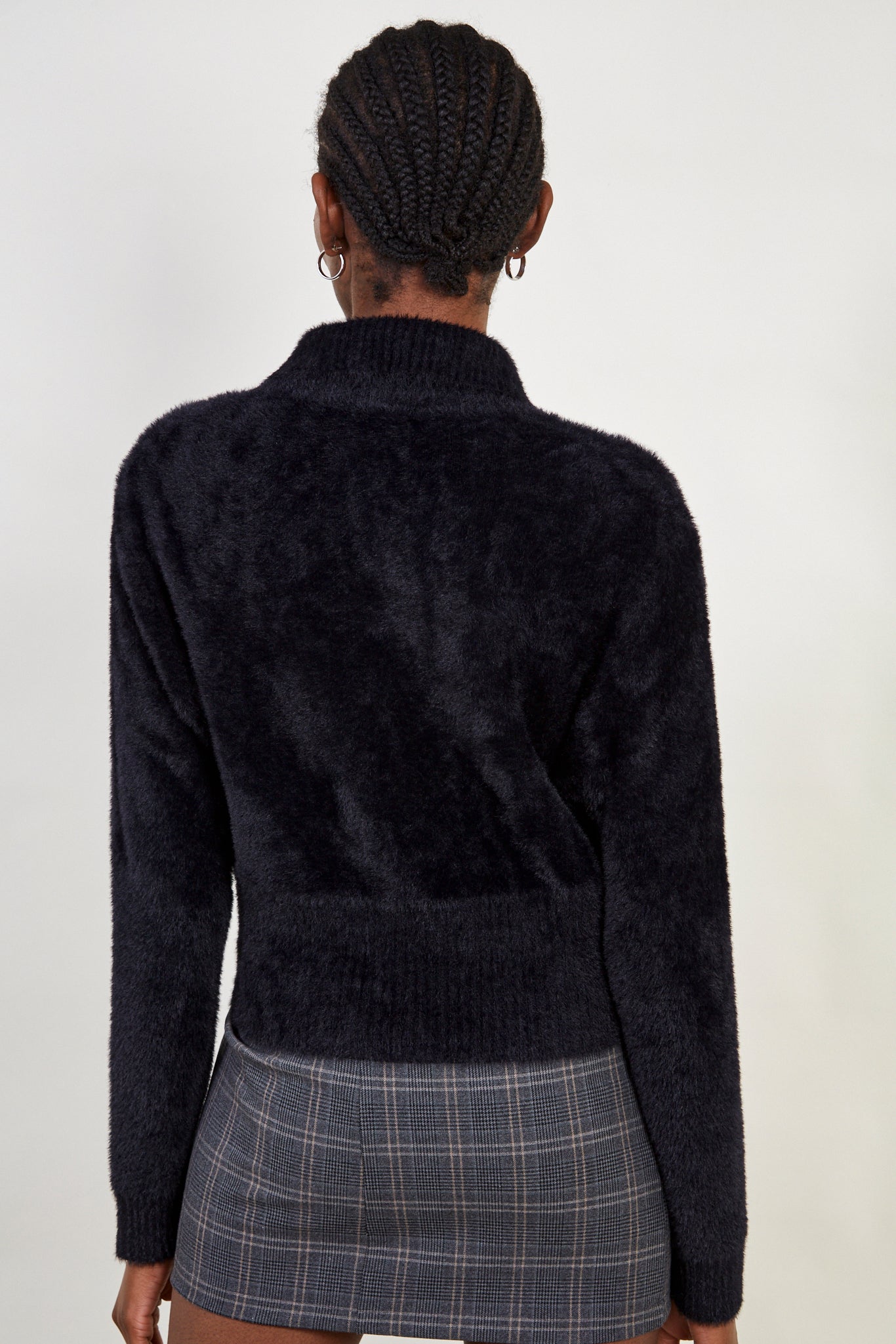 Black fuzzy mock neck zip cardigan_2