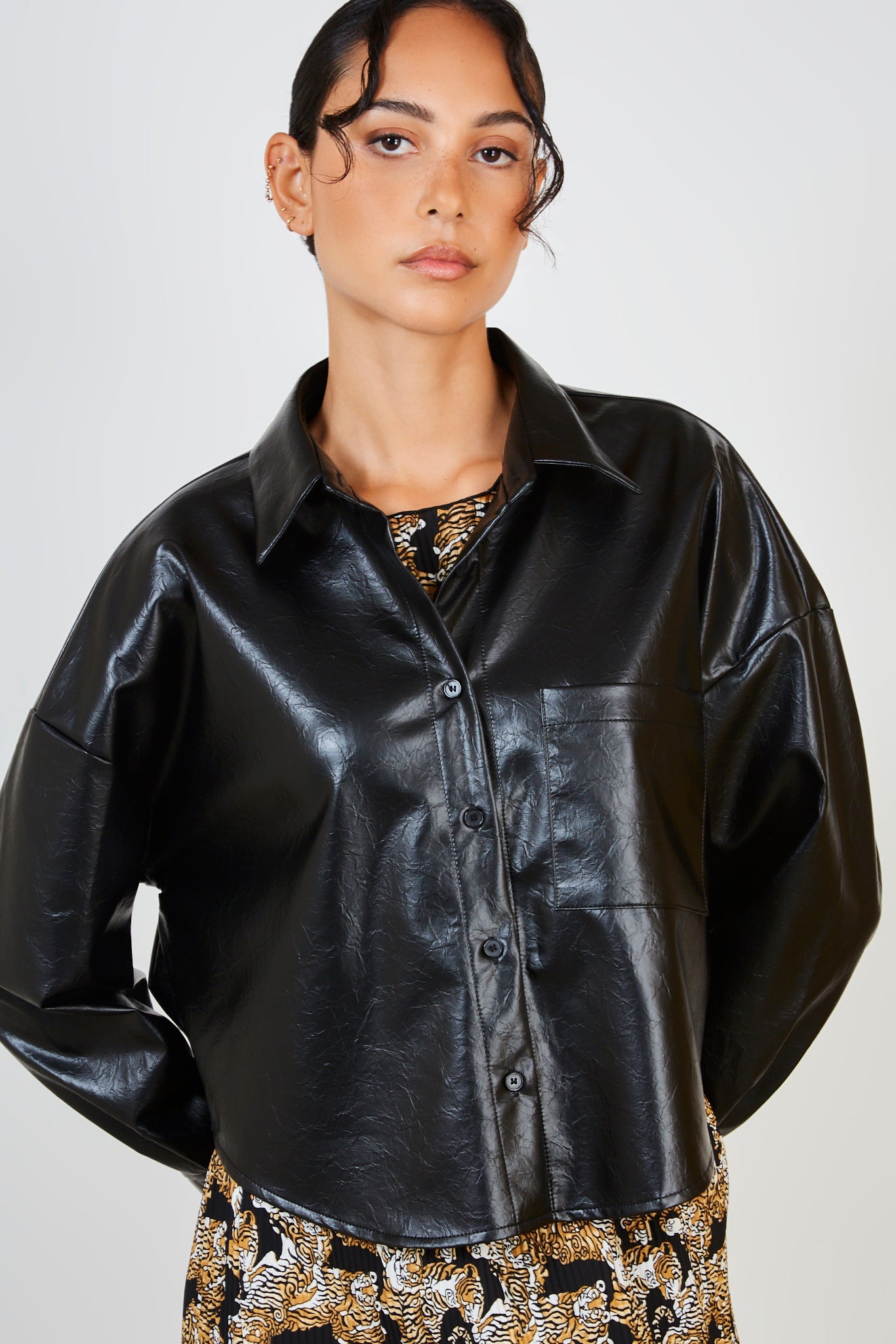 Black high shine shirt_4