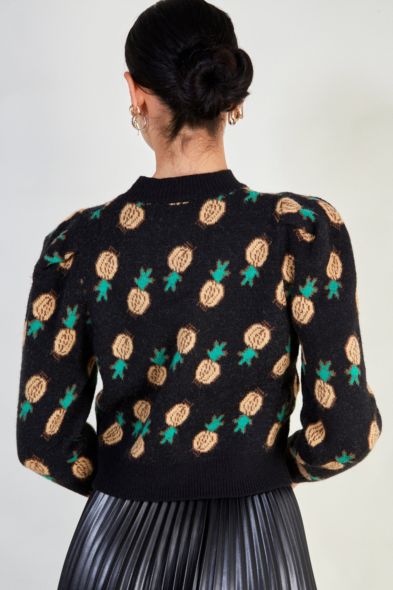 Black intarsia pineapple jumper_3