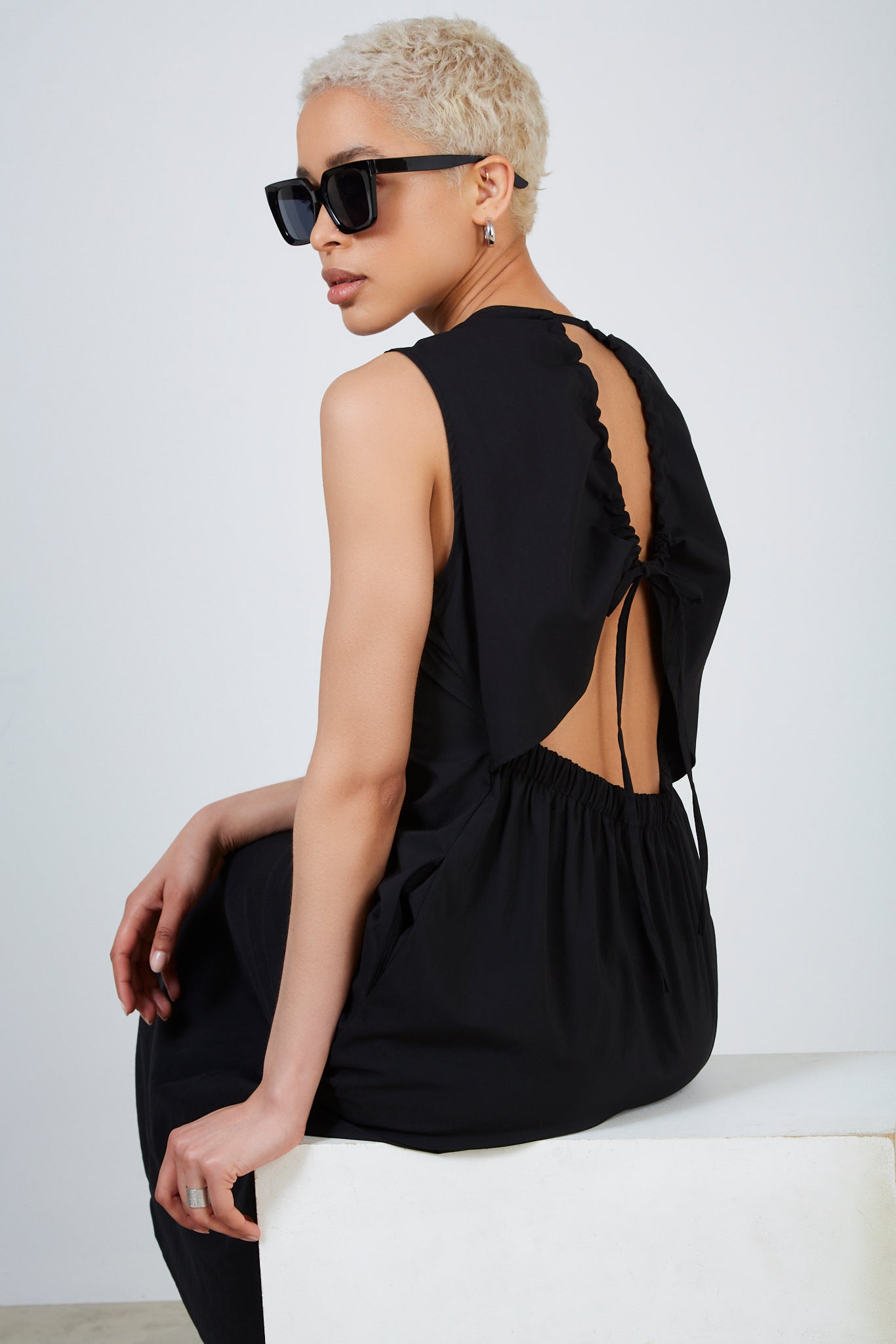 Black looped tie back dress_3
