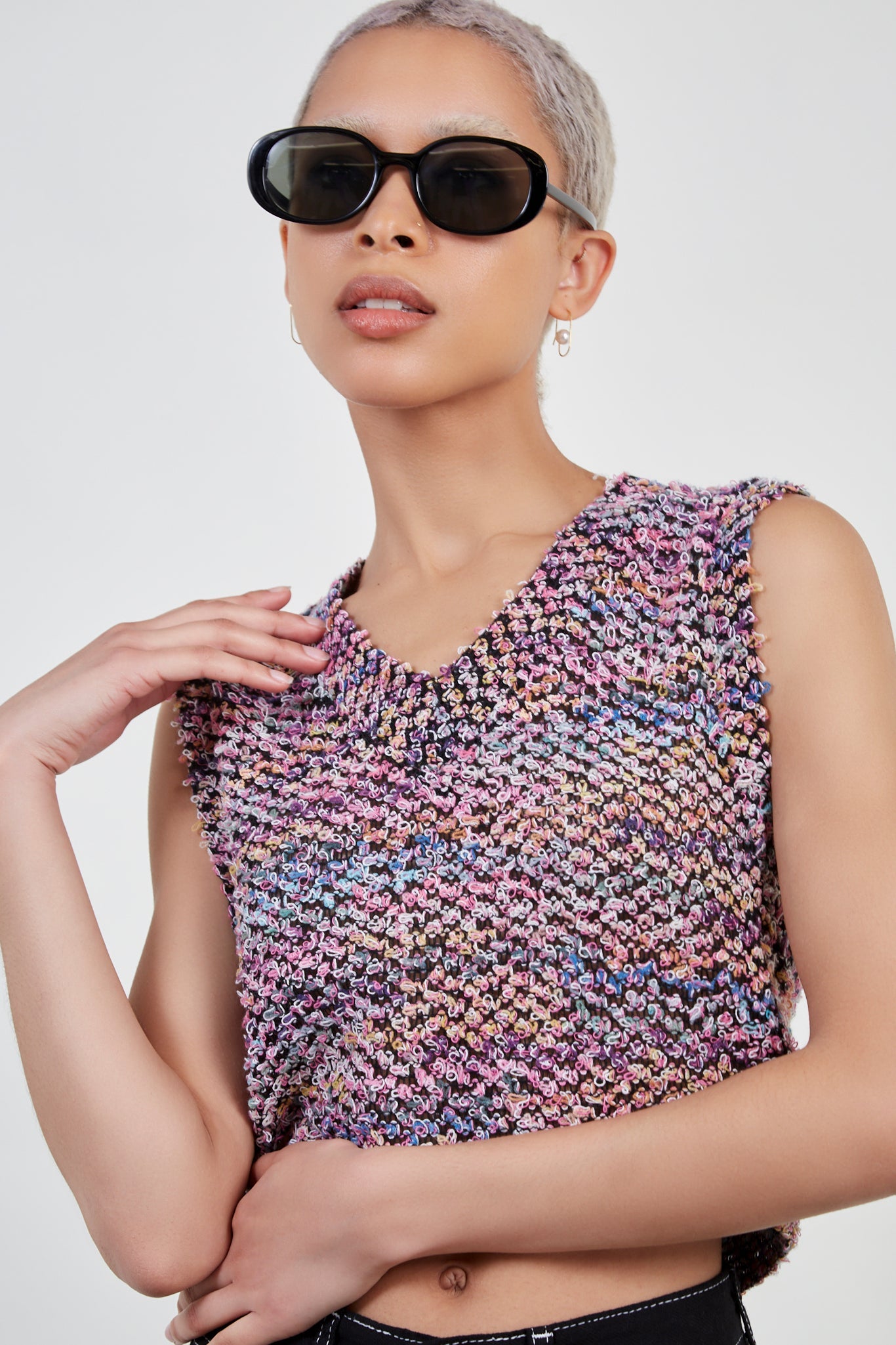 Black rainbow knit tank_1