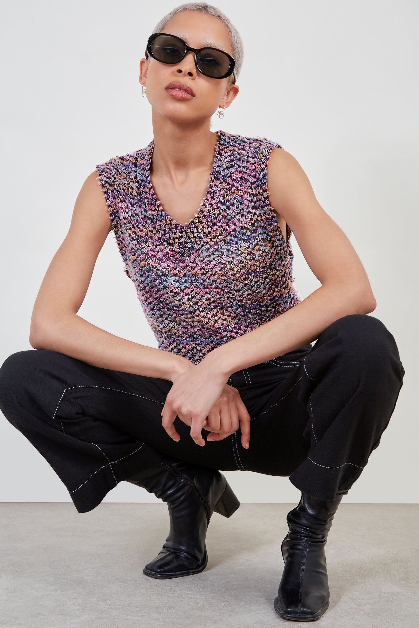 Black rainbow knit tank_2