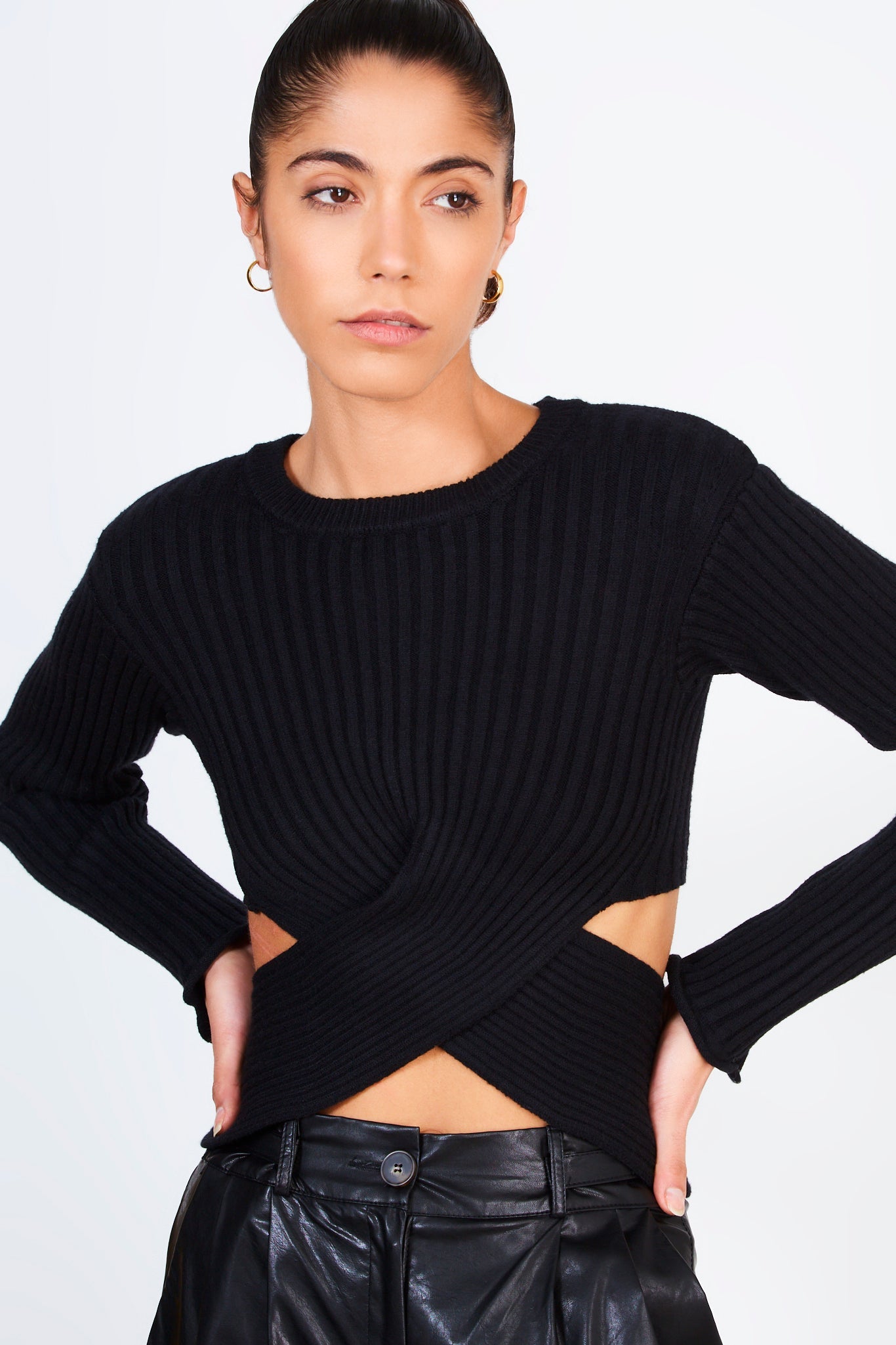 Black ribbed slit back knit top_1