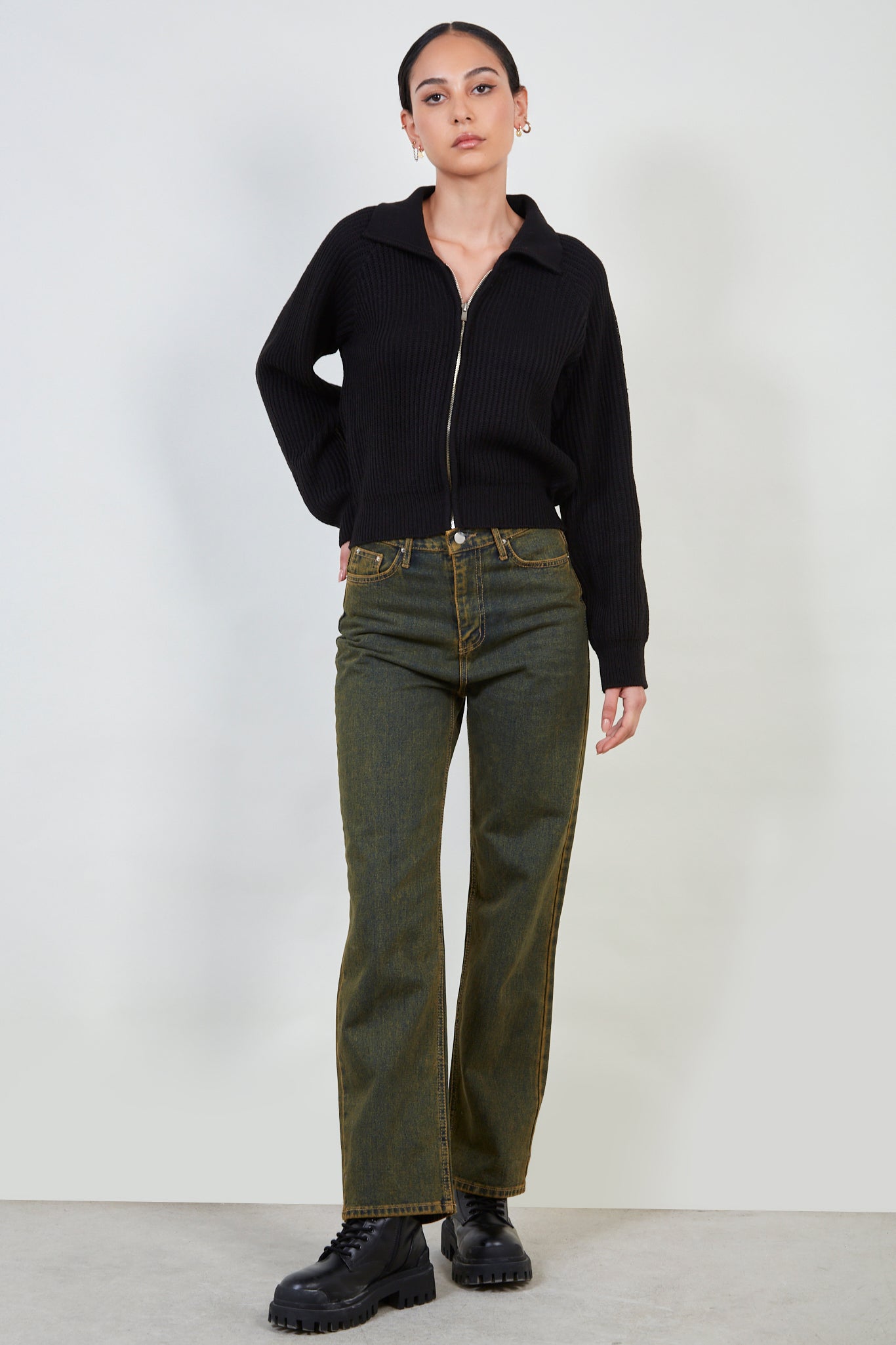 Black ribbed zip collar cardigan_3