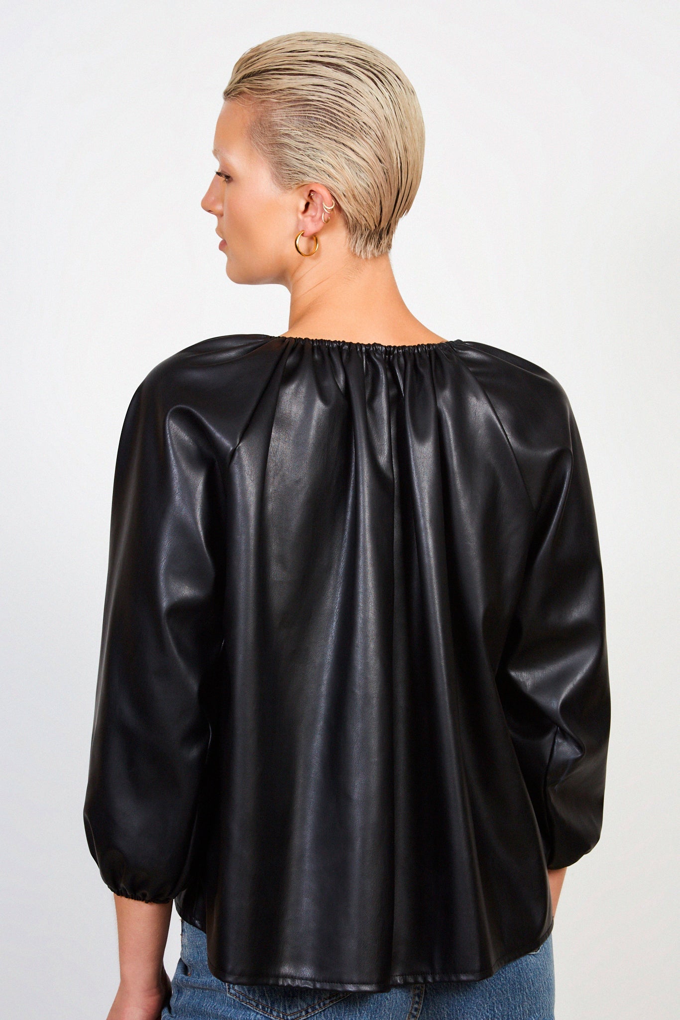 Black ruched neck long sleeved vegan leather top_3