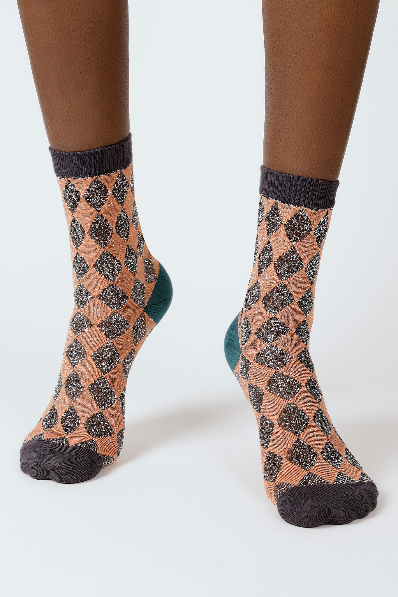 Black sheer diamond socks_4