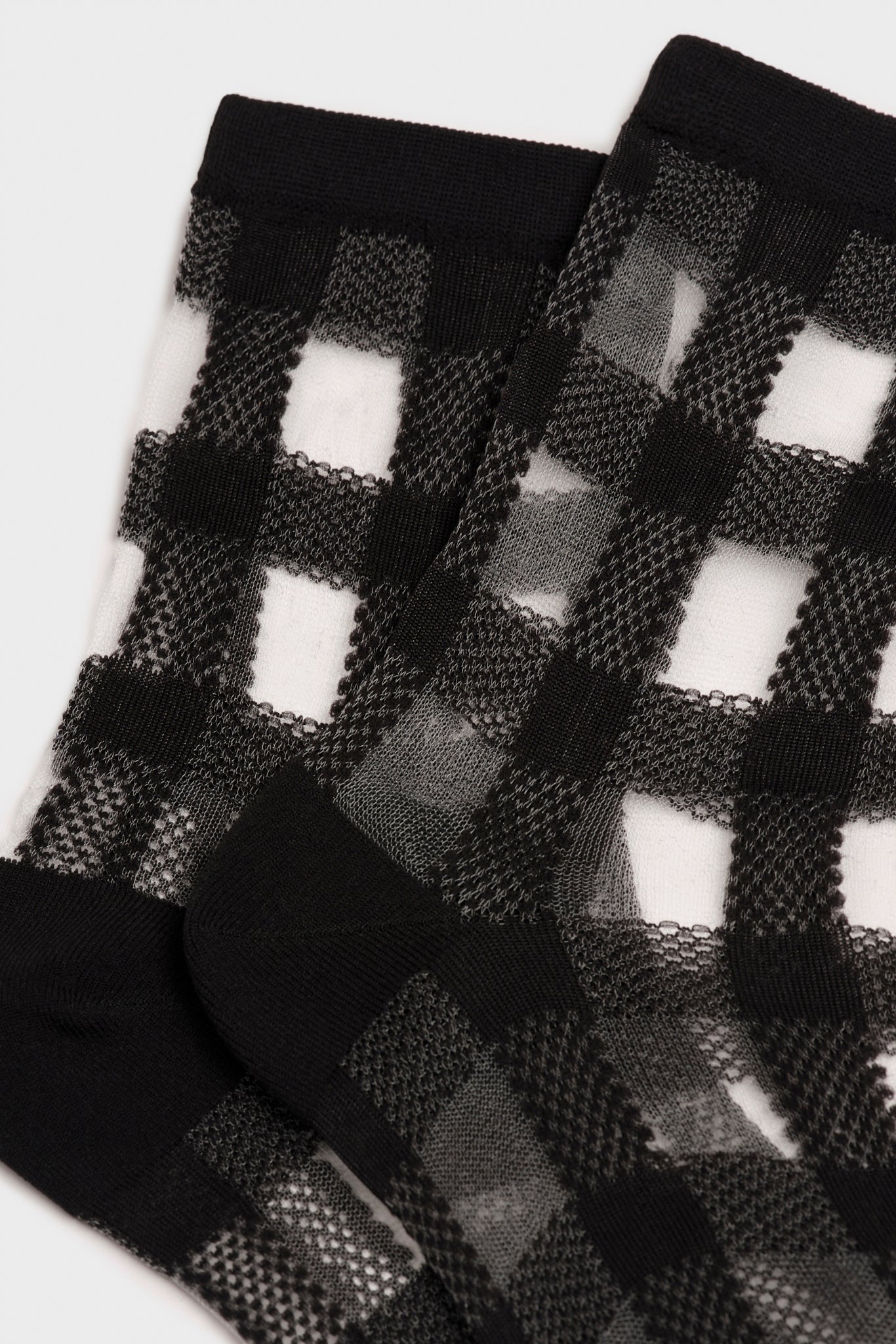 Black sheer gingham check socks_4