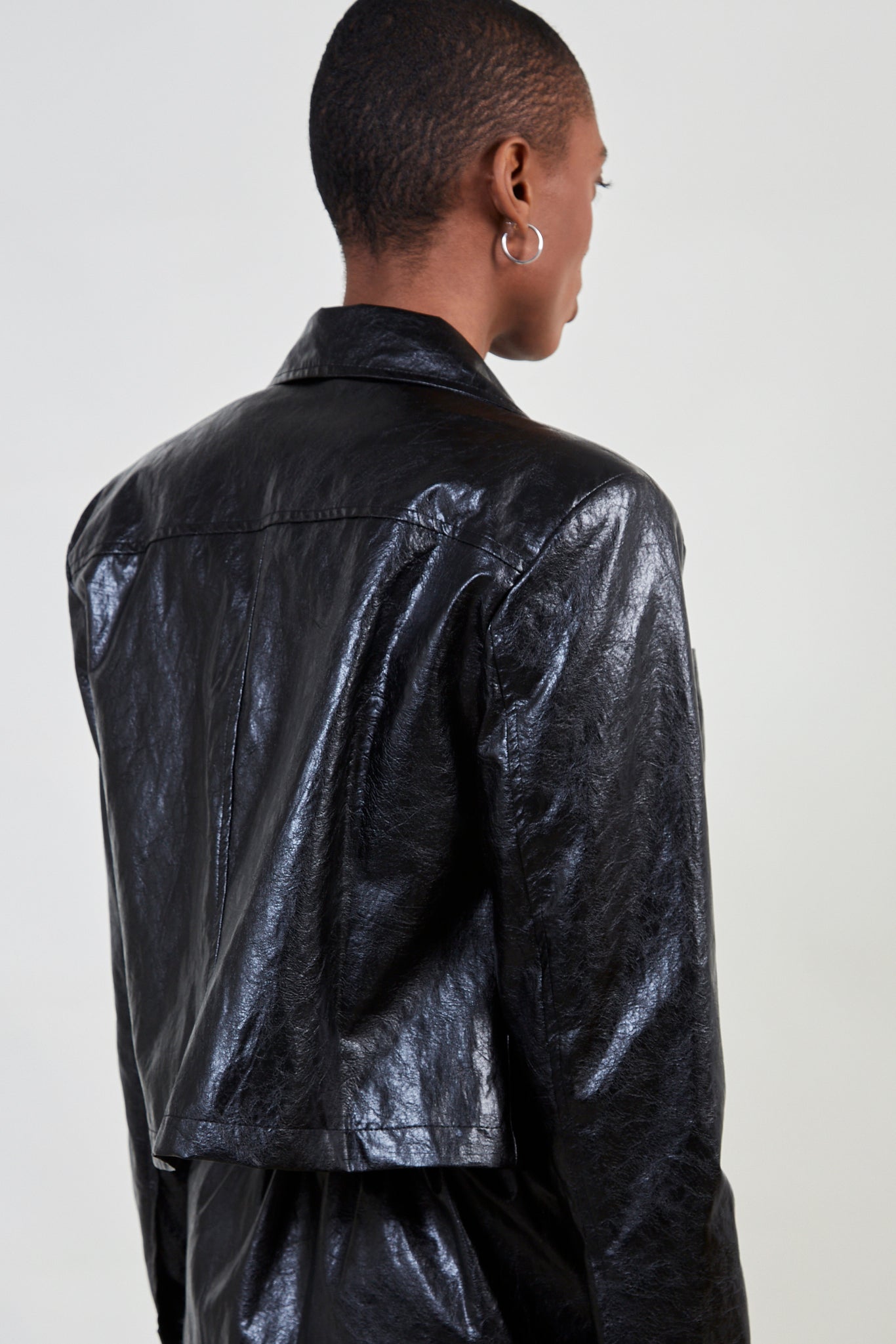 Black shiny vegan leather jacket_4