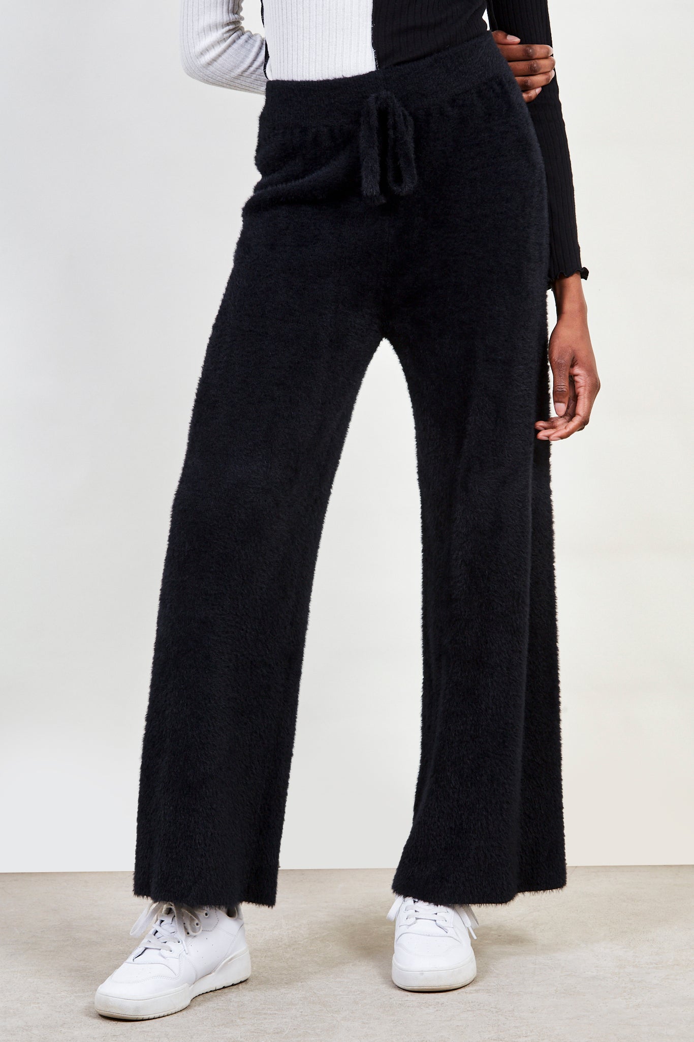 Black soft fuzzy drawstring trousers_1