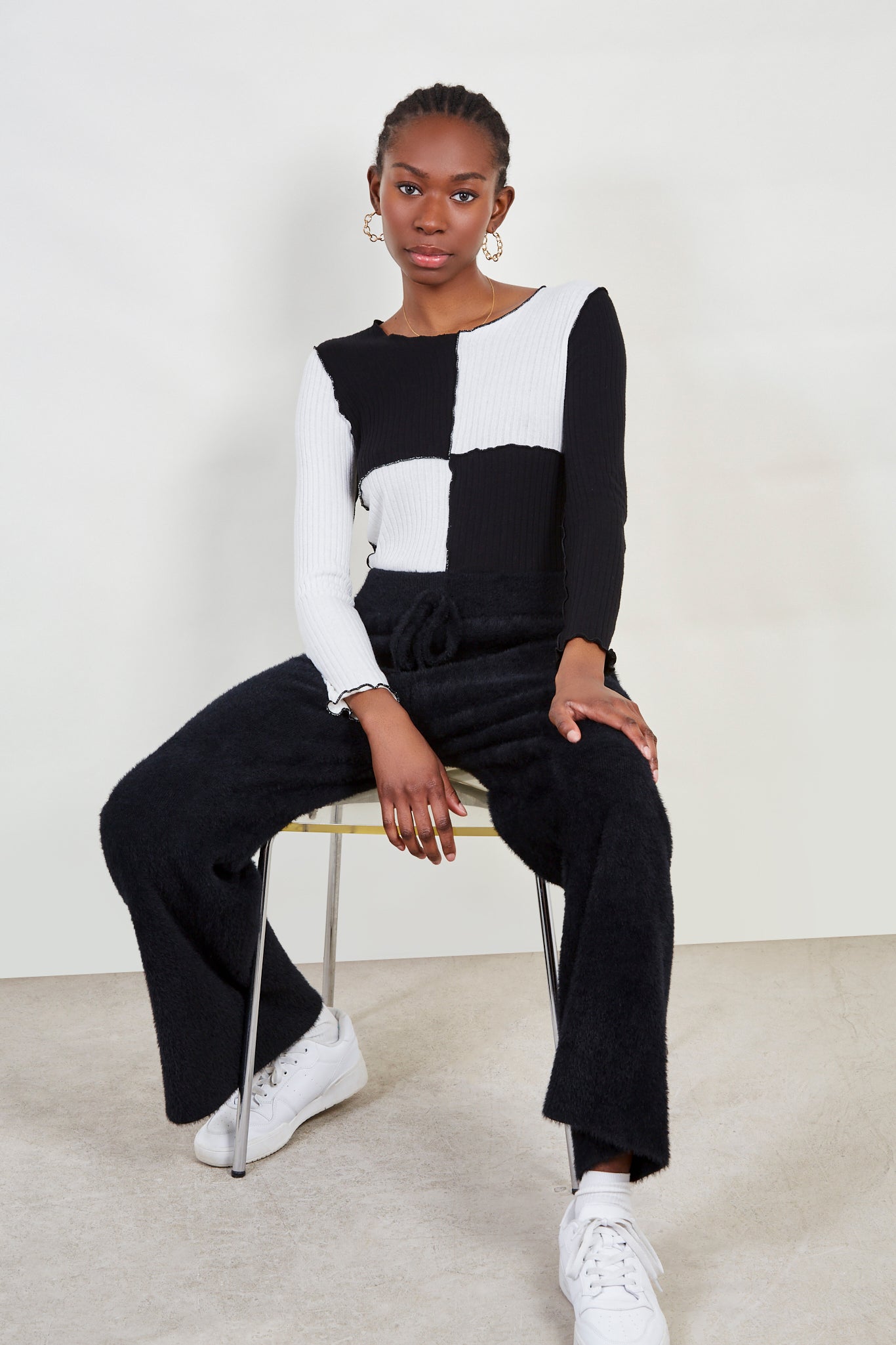 Black soft fuzzy drawstring trousers_5