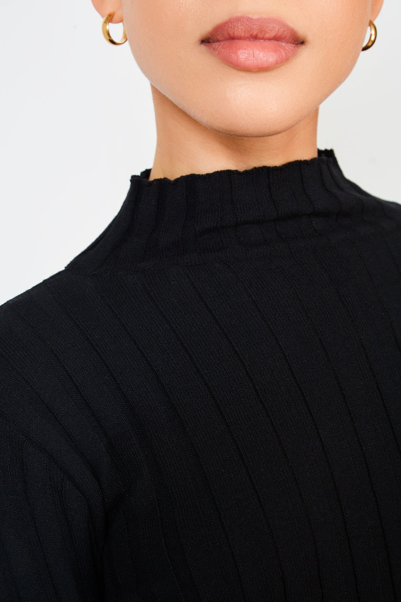 Black thick rib mock neck knit top_4