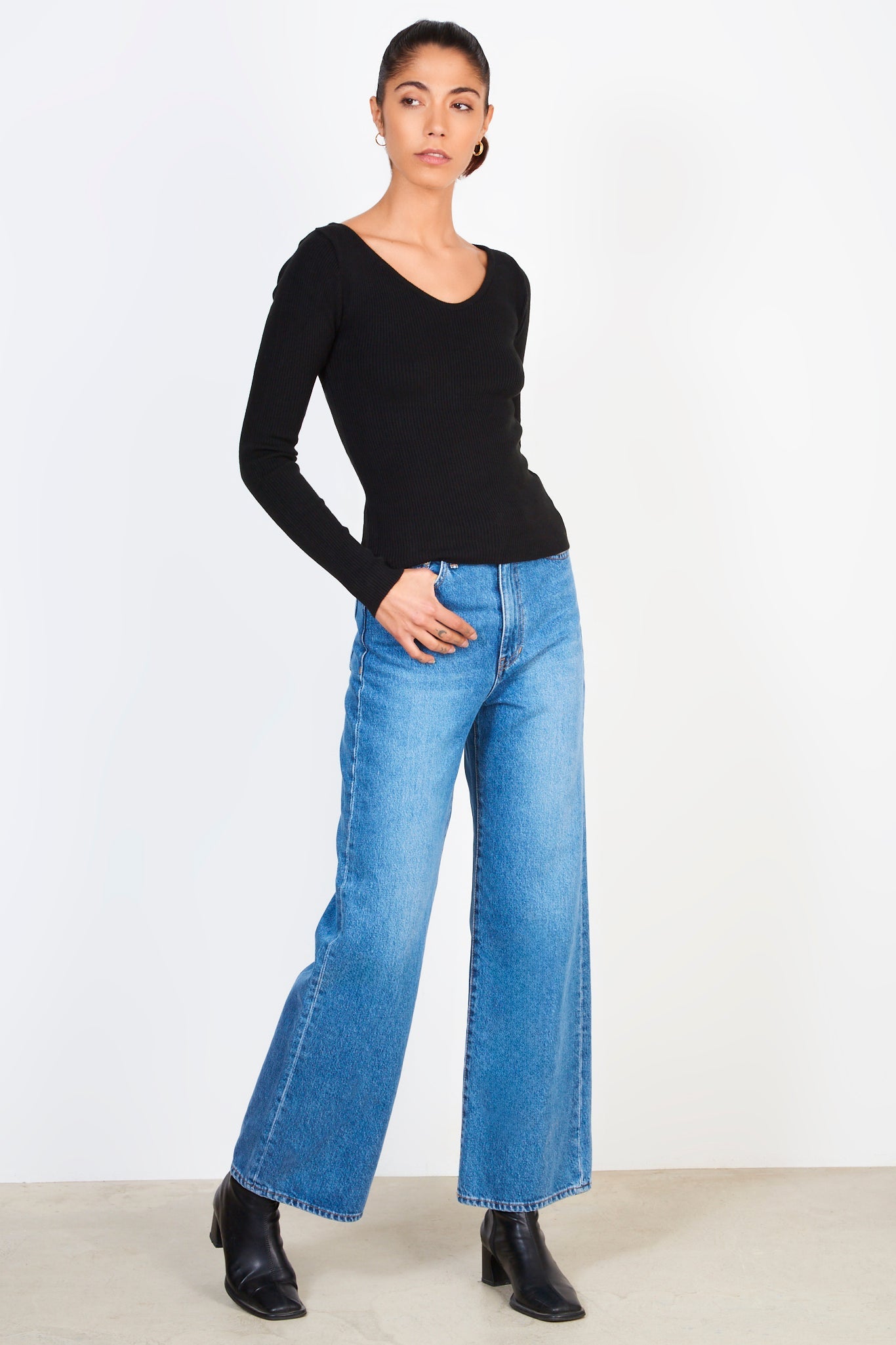 Black tie back knit top_3