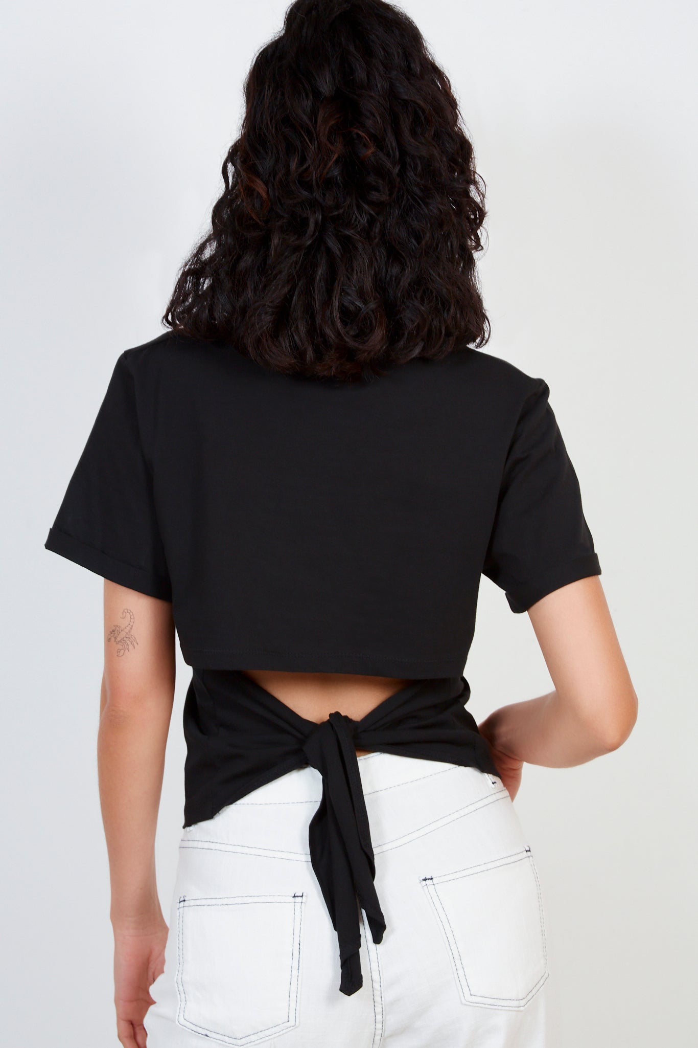 Black tie back tee_1