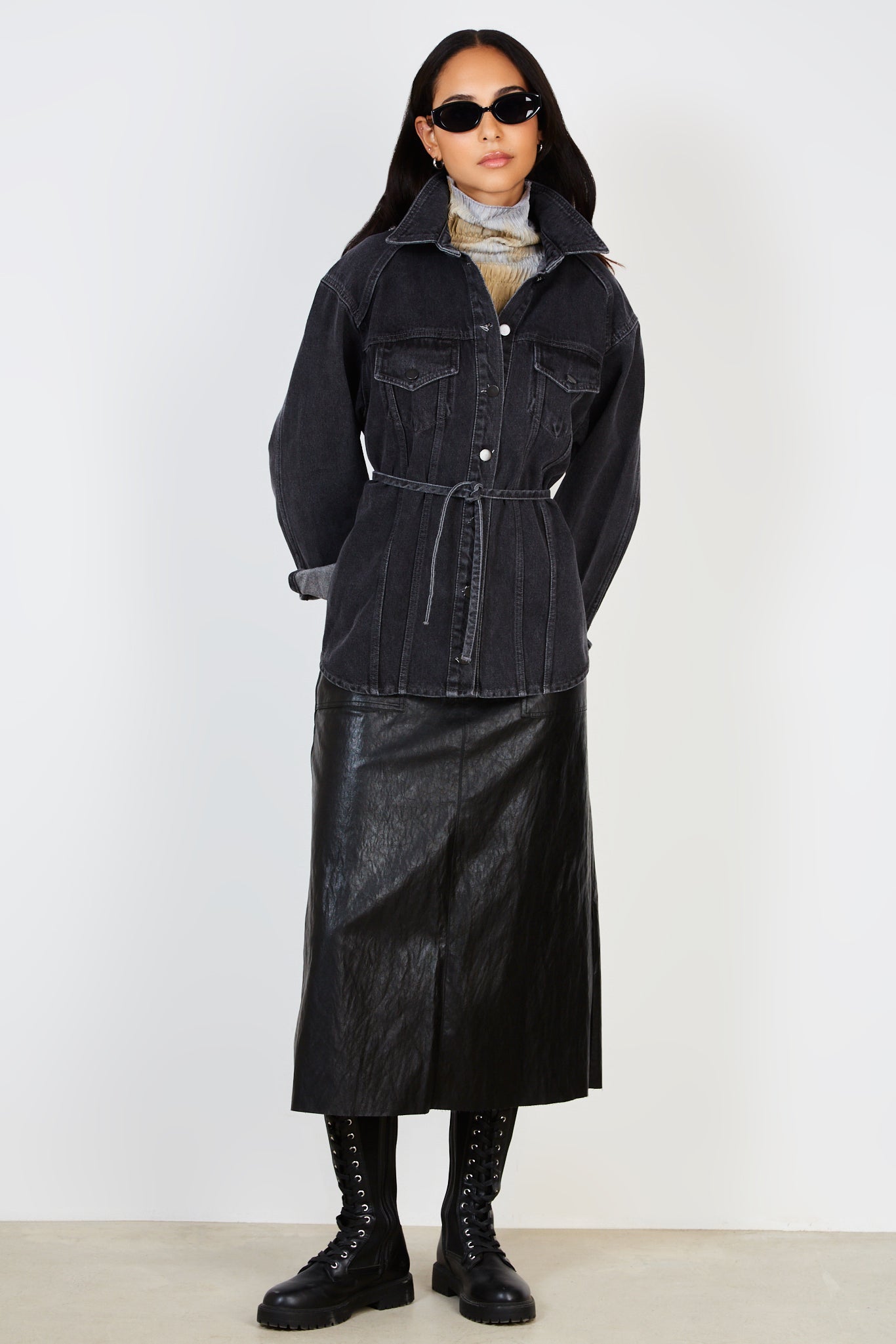 Black washed denim shirt jacket_3