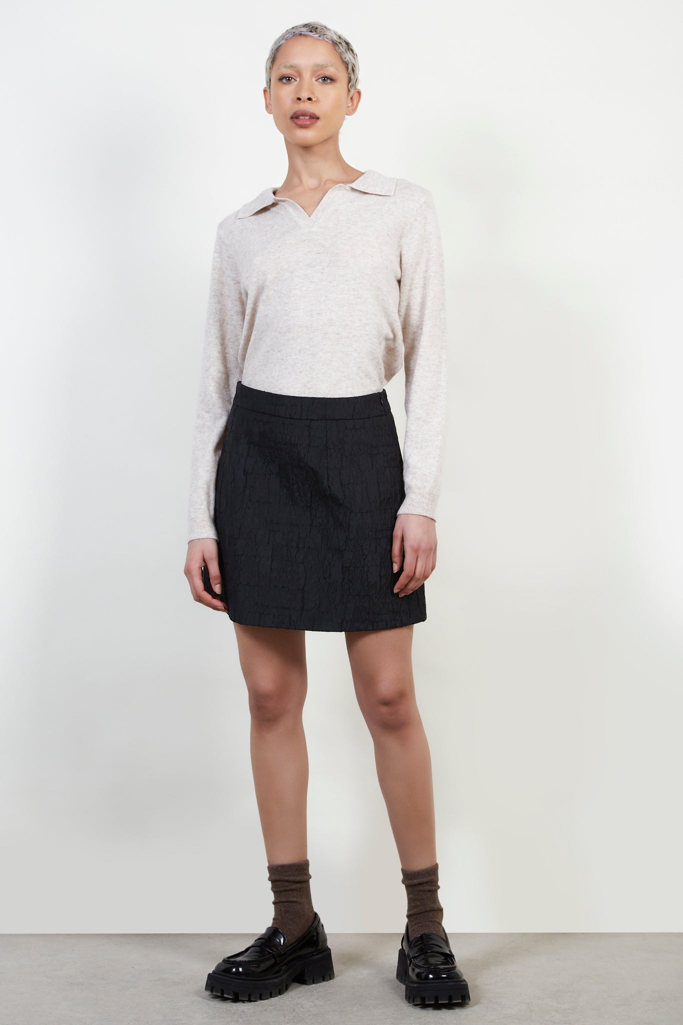 Black wrinkle mini skirt_1