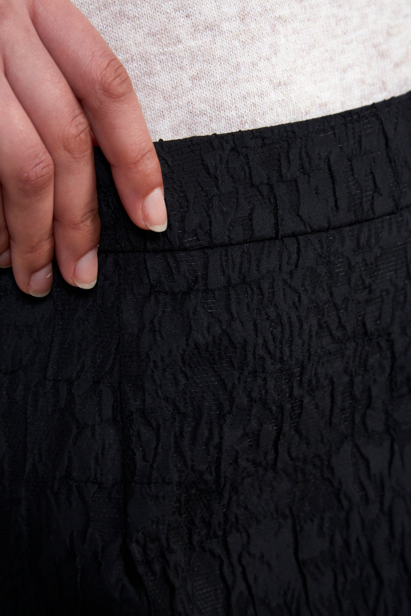 Black wrinkle mini skirt_3