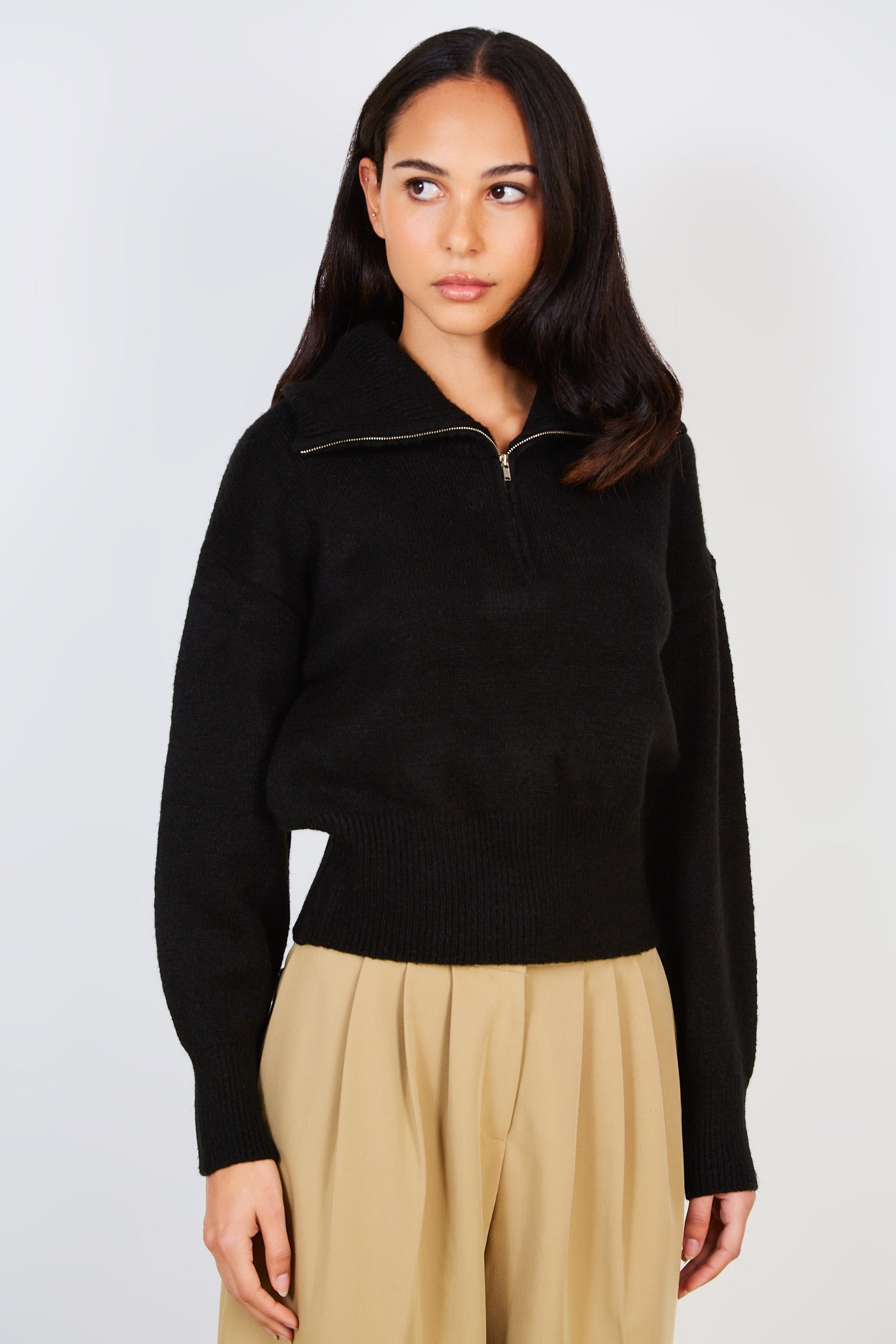 Black zip neck collared jumper_3