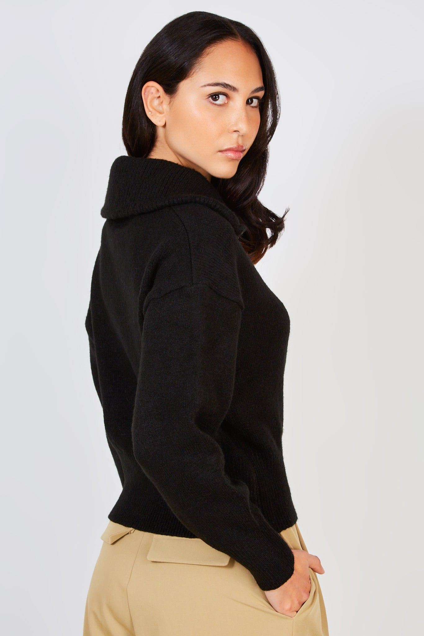 Black zip neck collared jumper_2