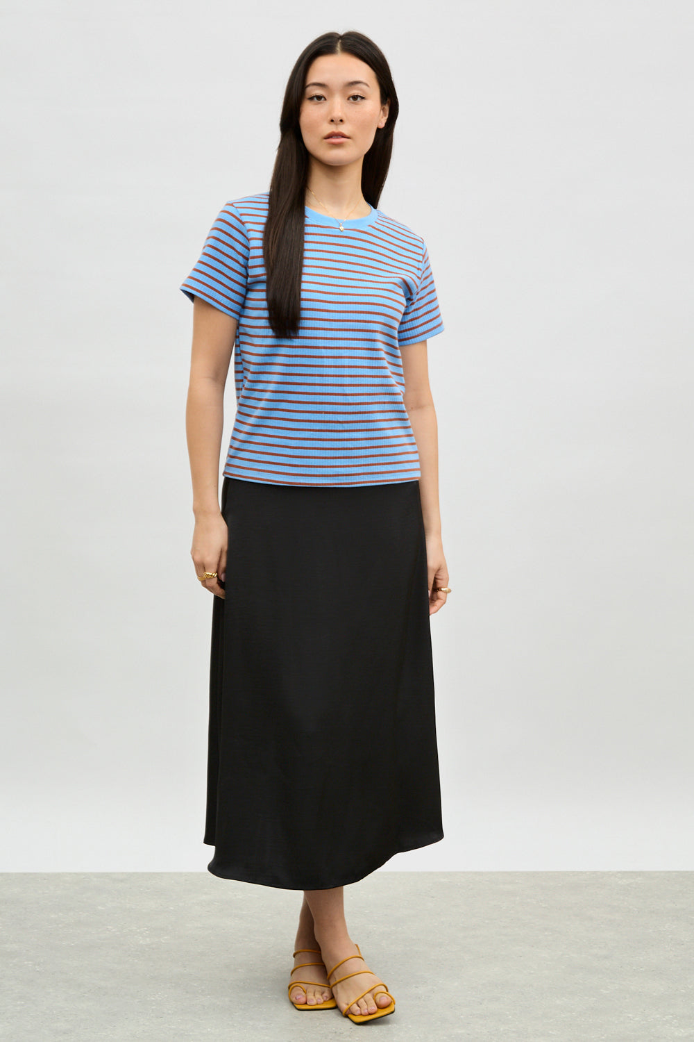 Blue and orange striped short sleeve t-shirt_4