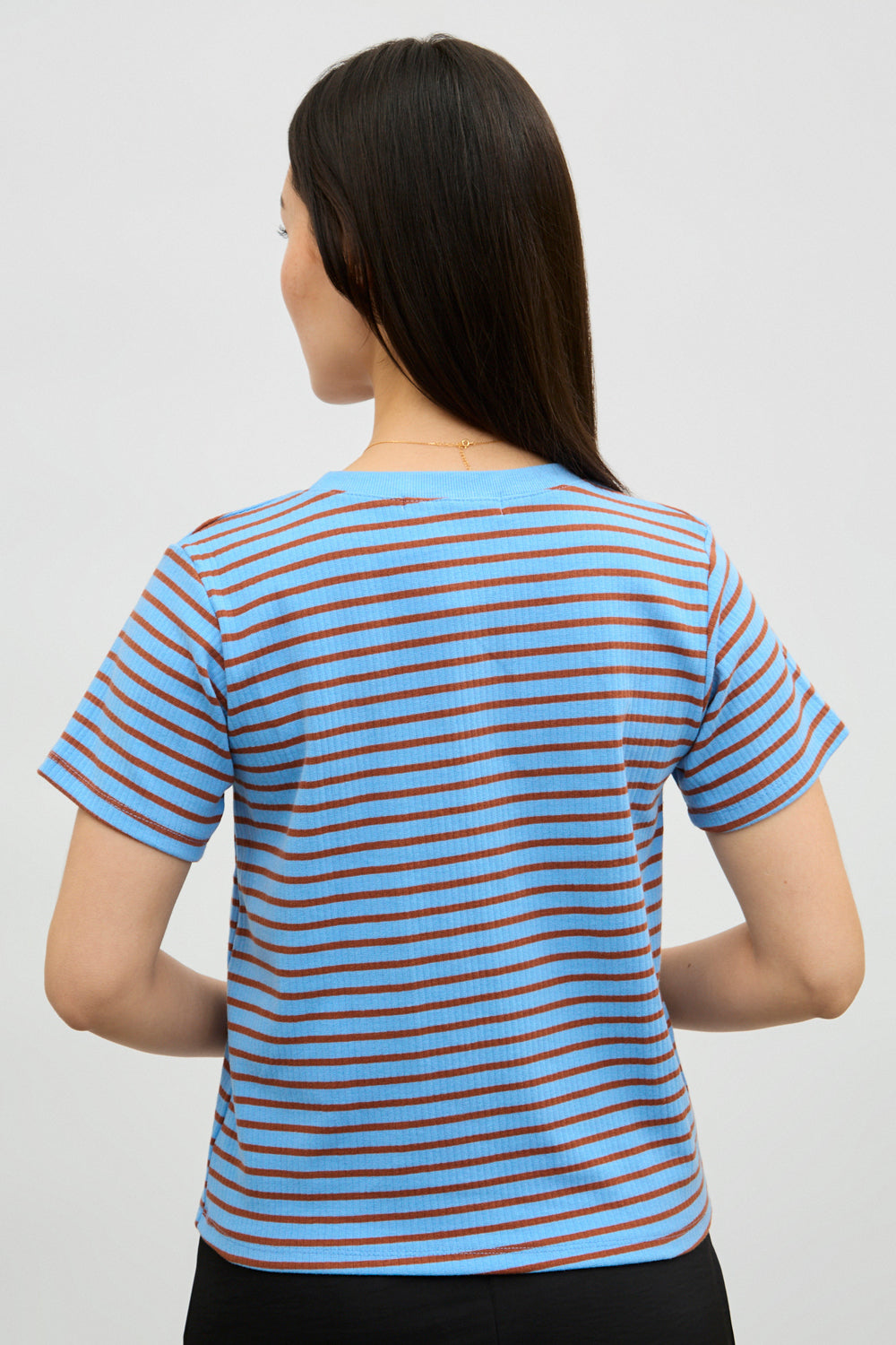 Blue and orange striped short sleeve t-shirt_2