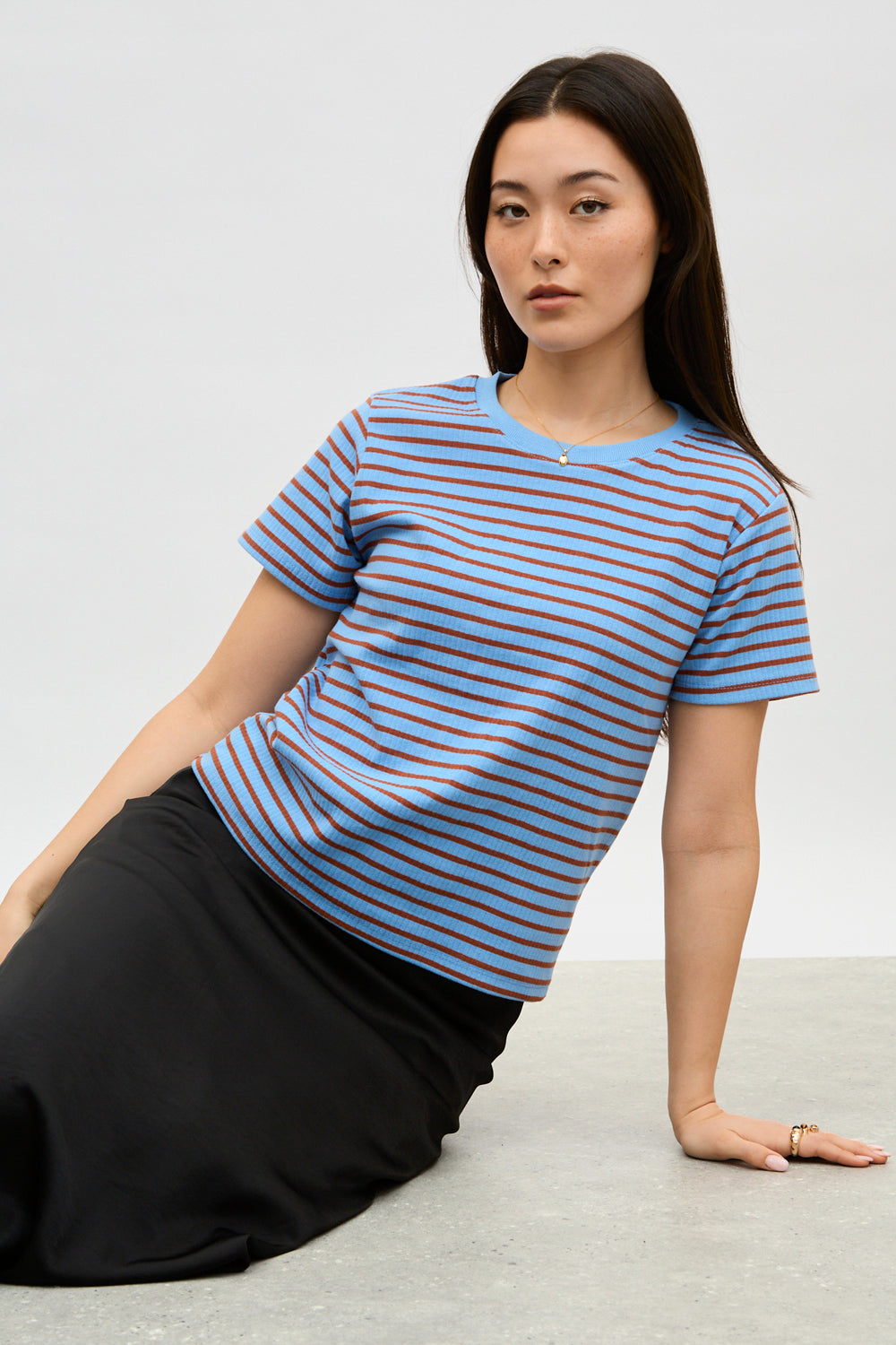 Blue and orange striped short sleeve t-shirt_5