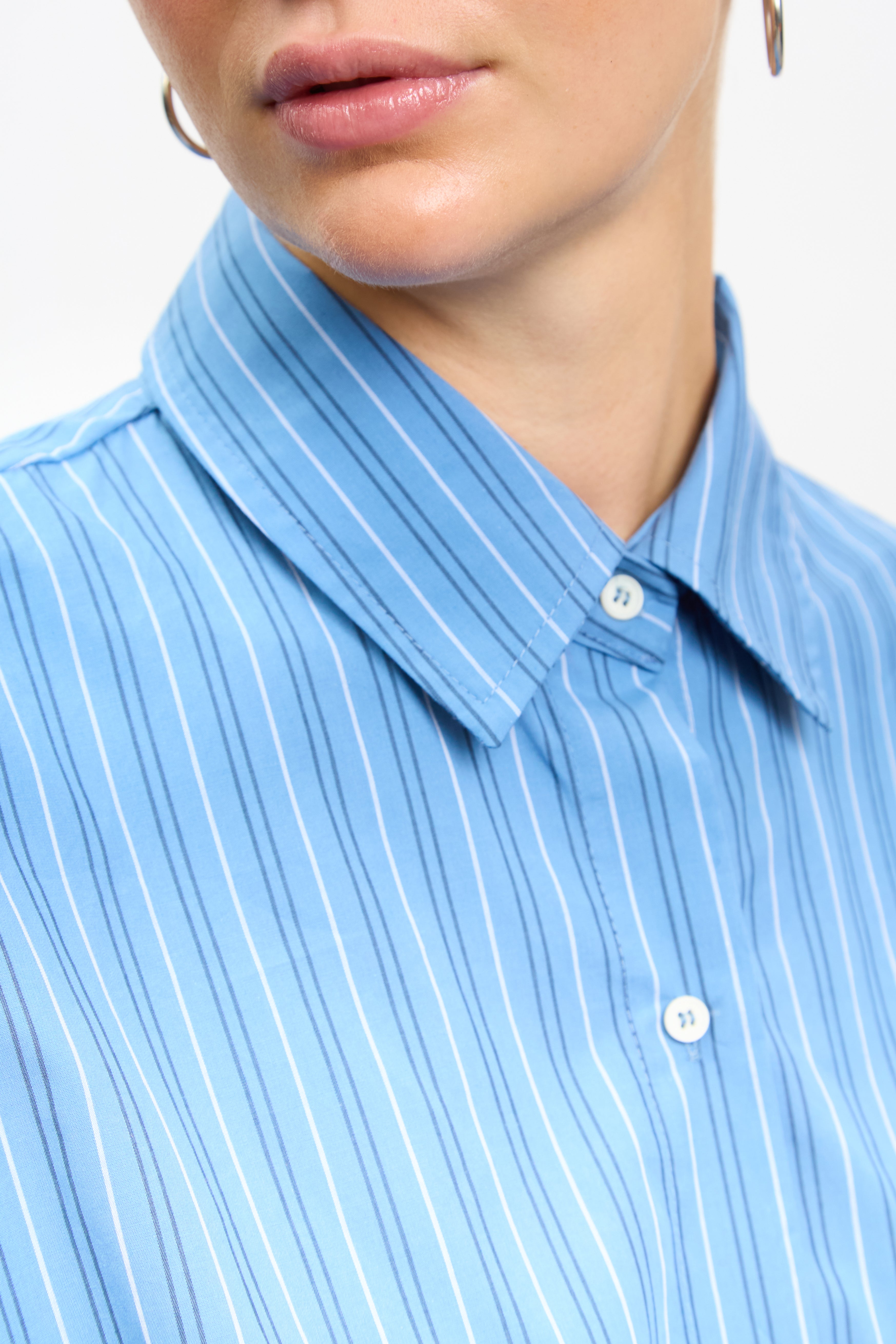 Blue multi striped asymmetric shirt_4